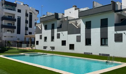 Apartment - Resale - Los Altos -
                Los Altos