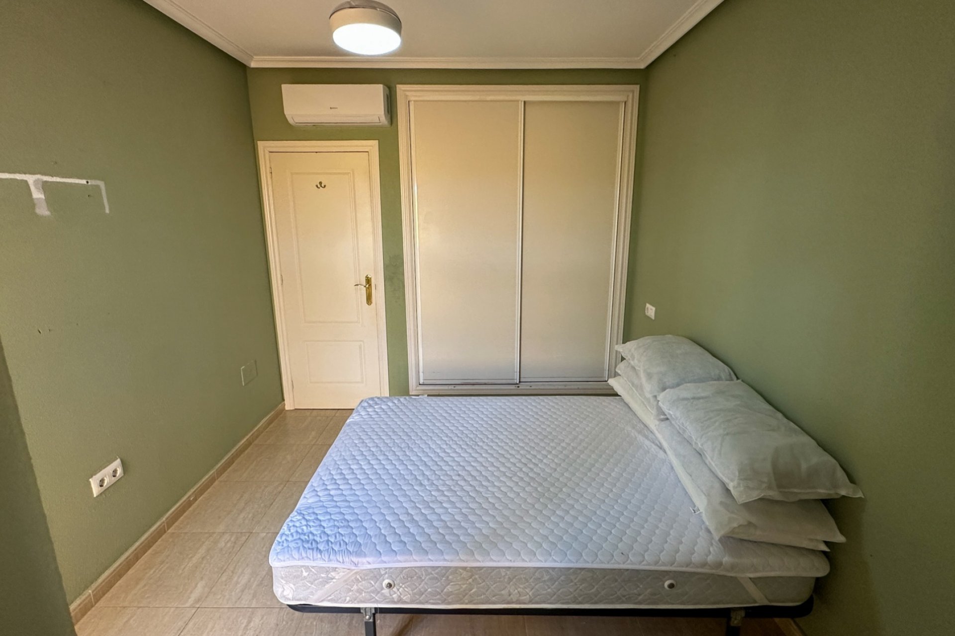 Återförsäljning - Bungalow -
Daya Nueva - Costa Blanca Sur