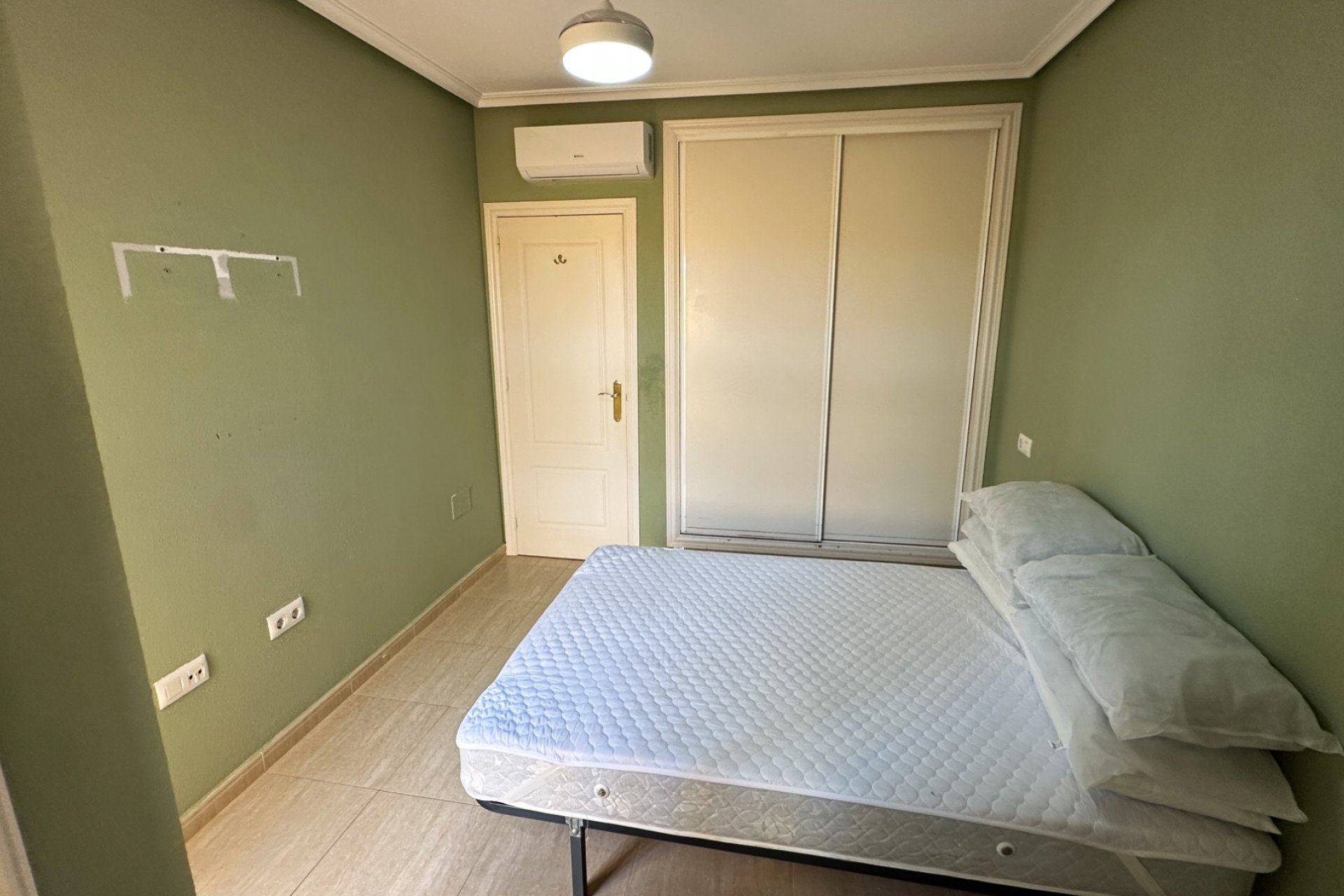 Återförsäljning - Bungalow -
Daya Nueva - Costa Blanca Sur
