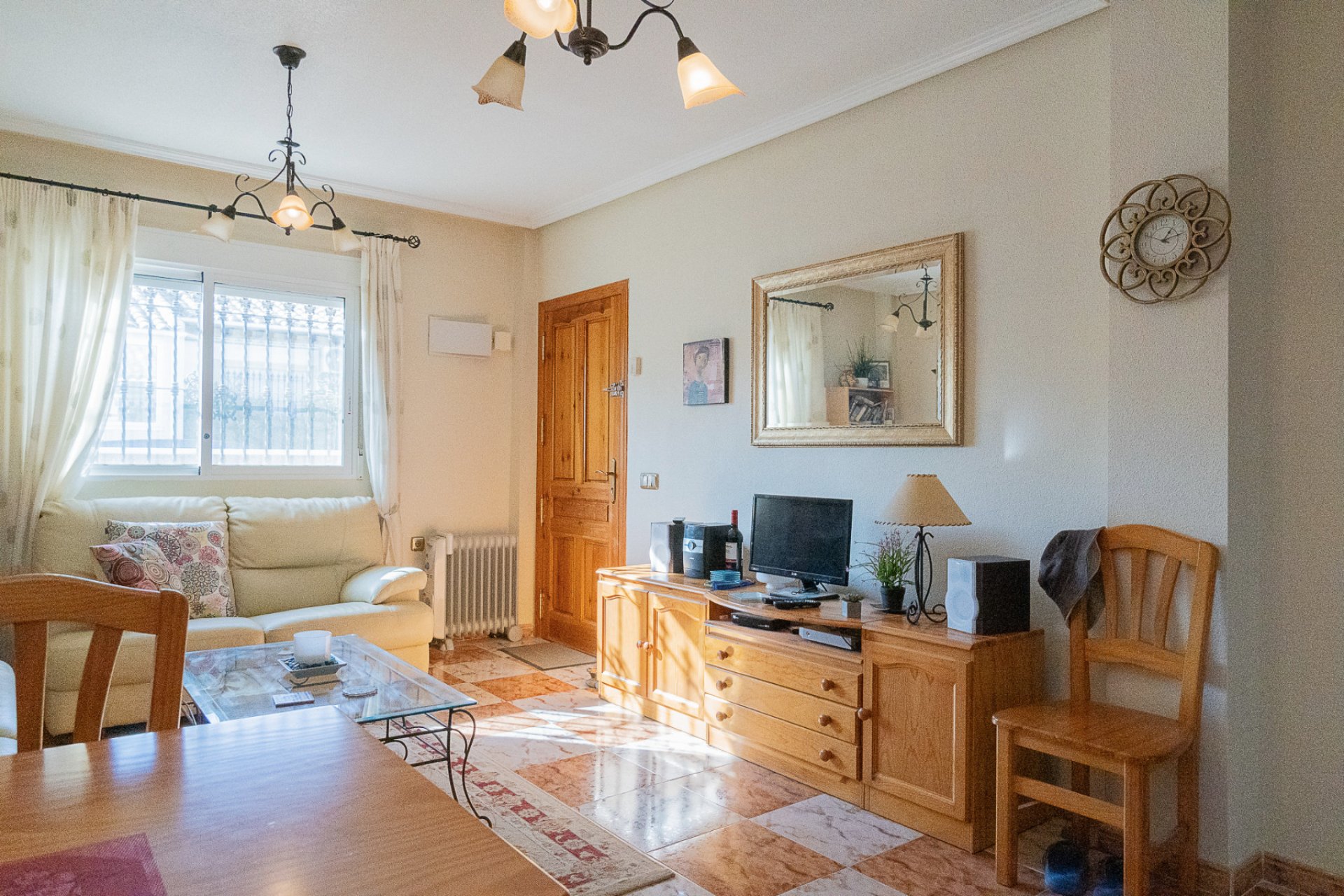 Återförsäljning - Bungalow -
La Zenia