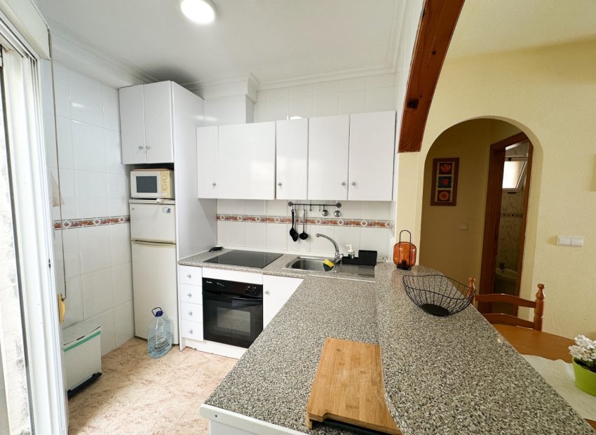 Återförsäljning - Bungalow -
Orihuela Costa - Lomas de Cabo Roig