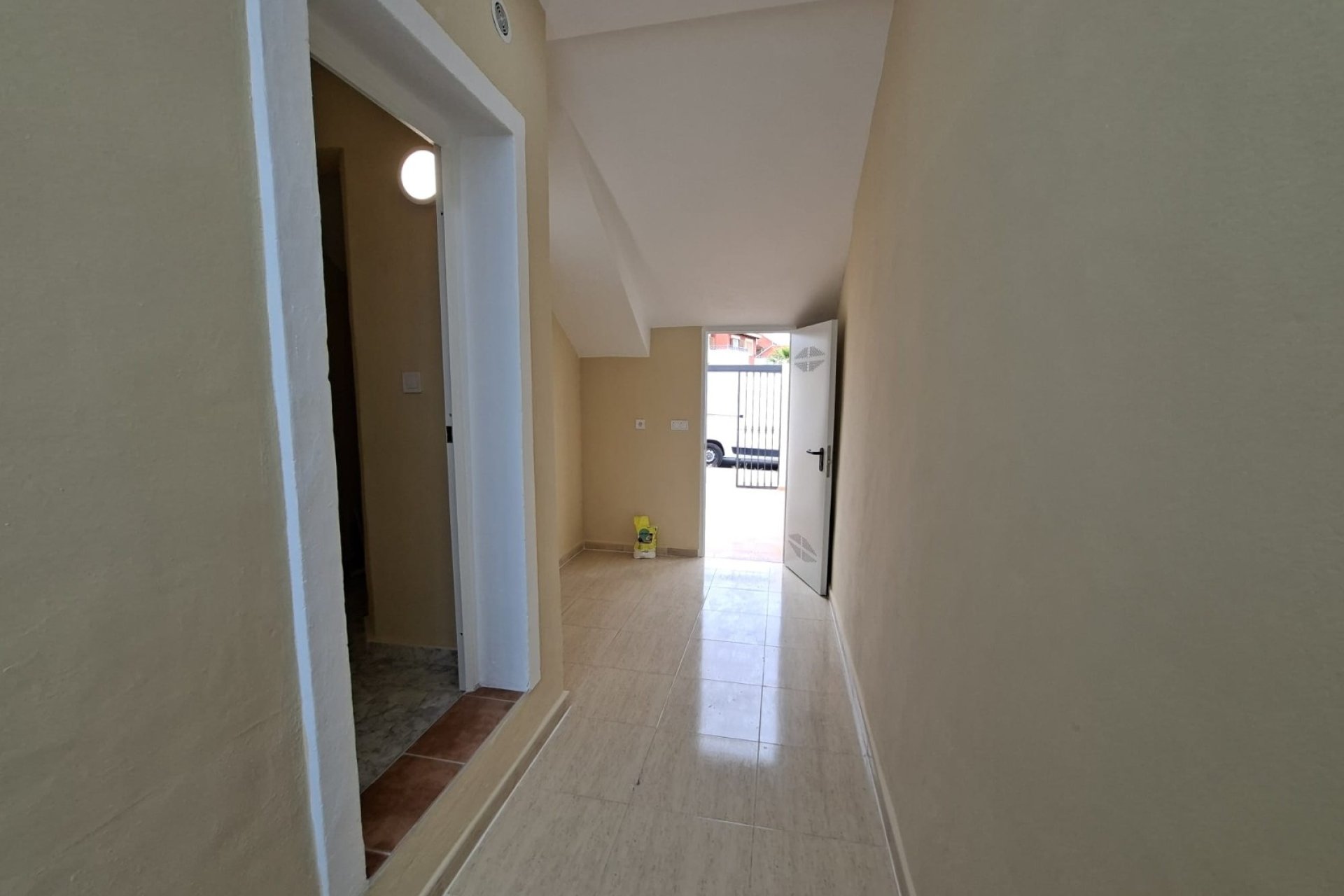 Återförsäljning - Bungalow -
Orihuela Costa - Playa Flamenca