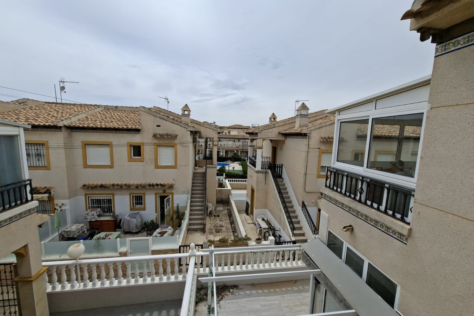 Återförsäljning - Bungalow -
Orihuela Costa - Playa Flamenca