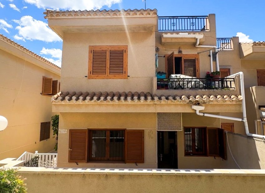Återförsäljning - Bungalow -
Orihuela Costa - Playa Flamenca