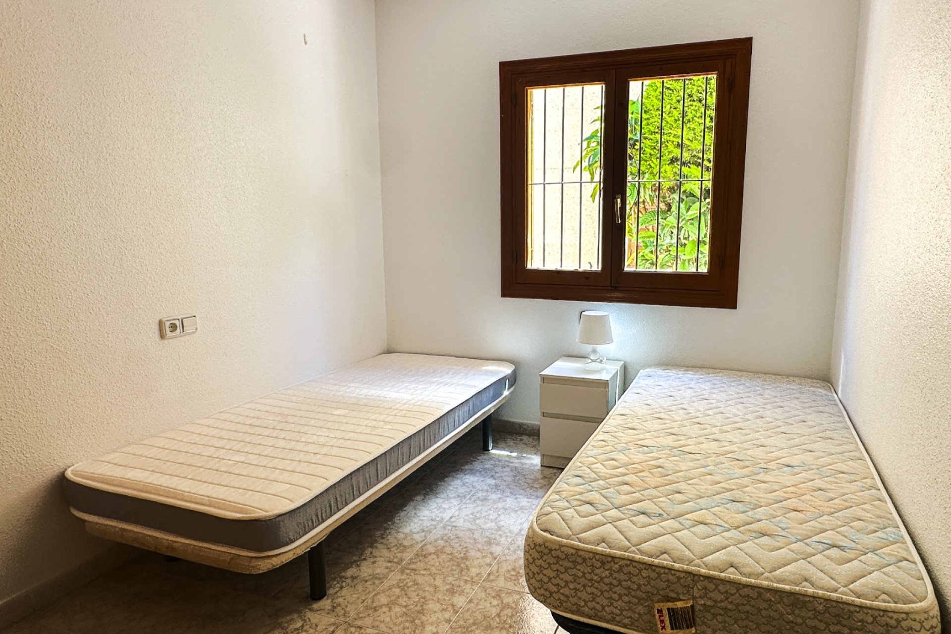 Återförsäljning - Bungalow -
Orihuela Costa - Playa Flamenca