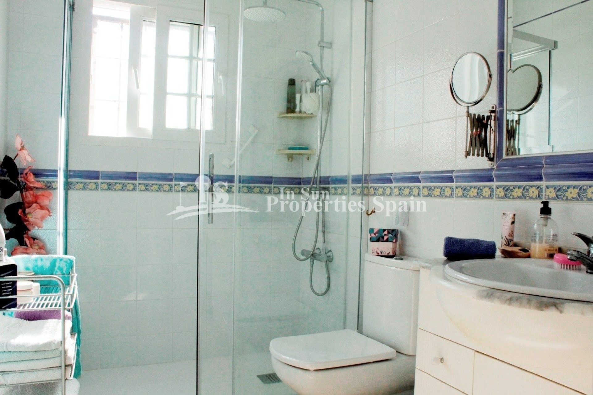 Återförsäljning - Bungalow -
Orihuela Costa - Villamartin Los Dolses