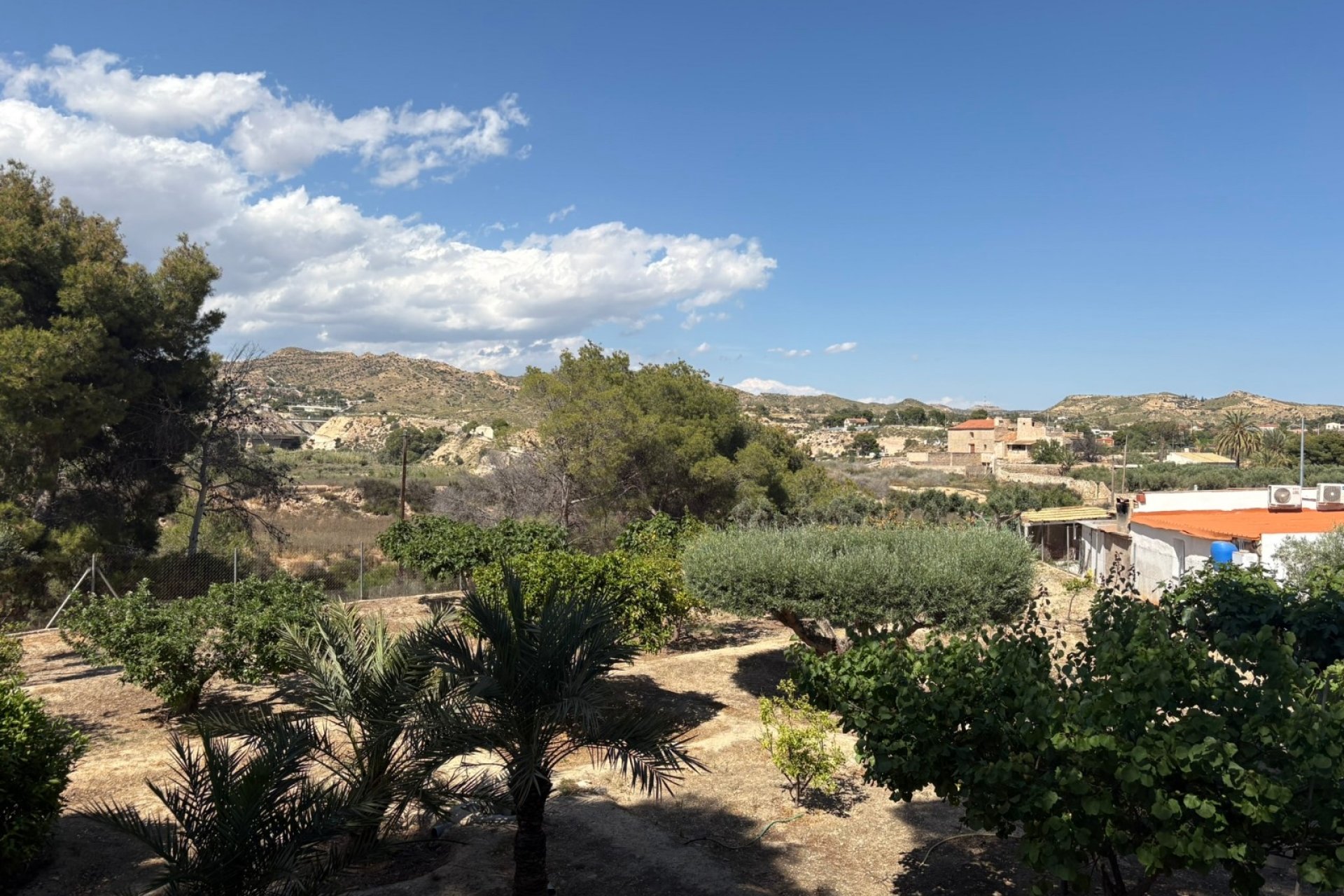 Återförsäljning - Country house -
Elche