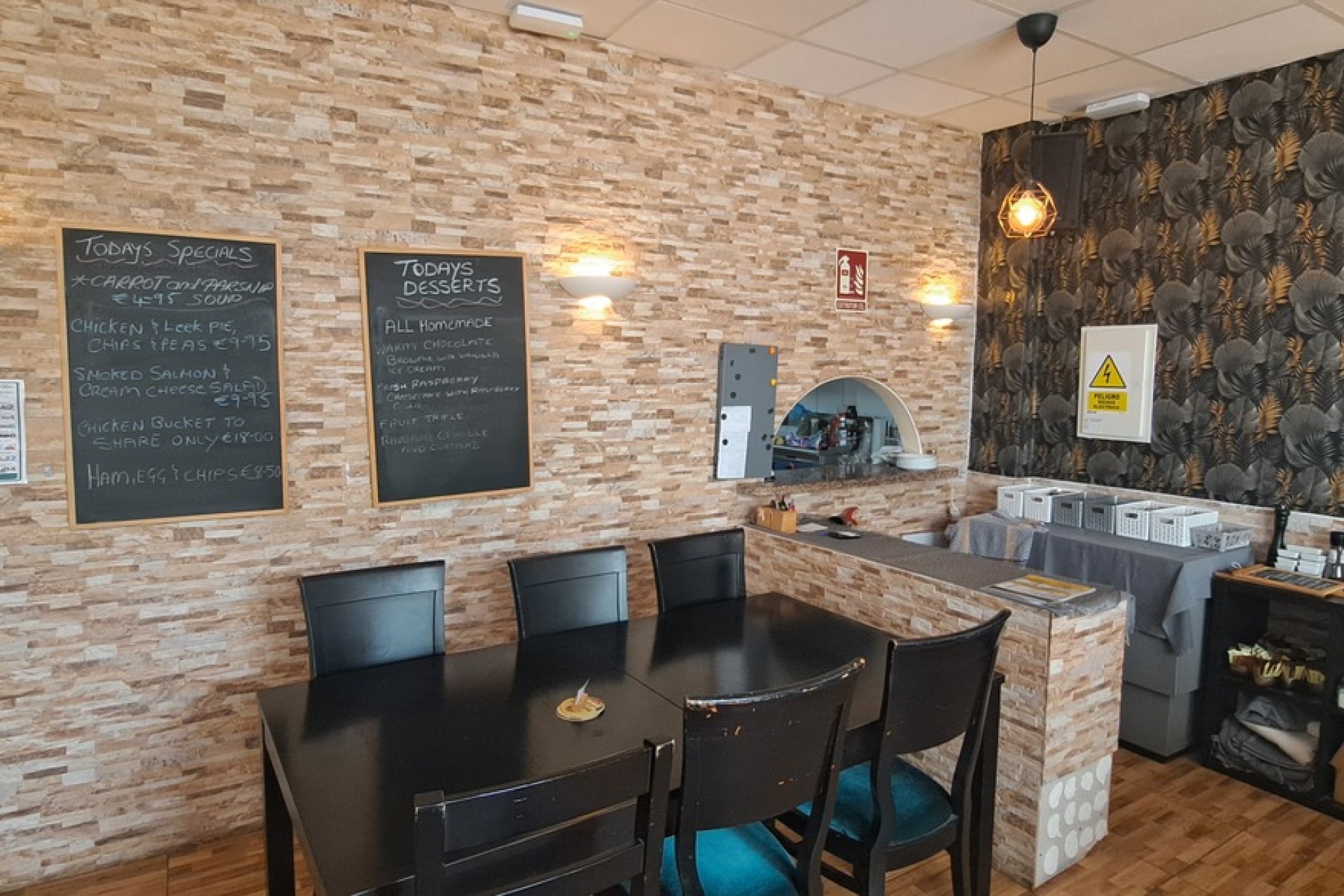 Återförsäljning - Kommersiell -
Villamartín - Orihuela Costa