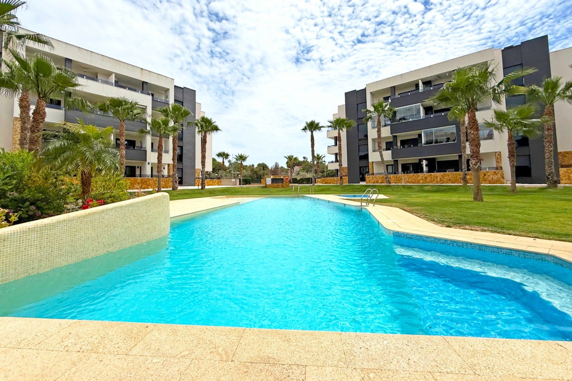 Återförsäljning - Lägenhet -
Orihuela Costa - Los Altos