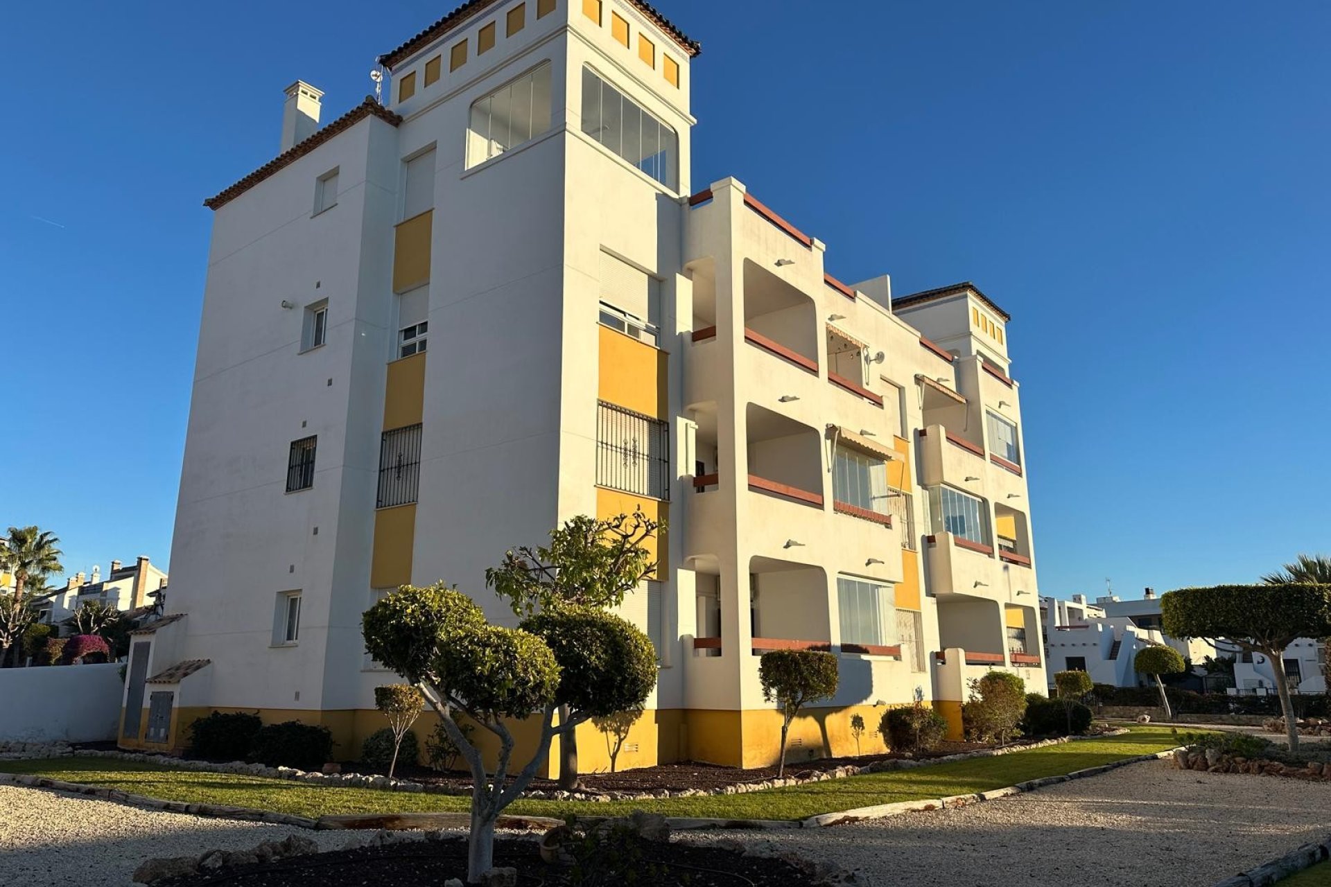 Återförsäljning - Lägenhet -
Orihuela Costa - Villamartín