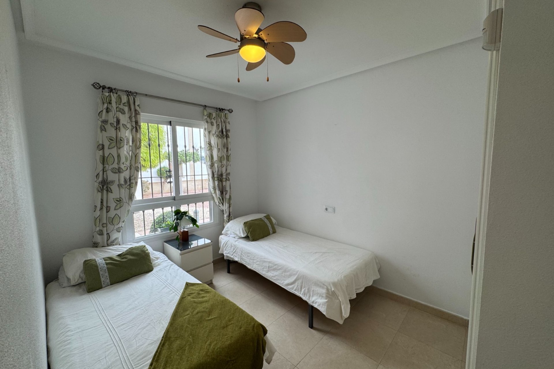 Återförsäljning - Lägenhet -
Orihuela Costa - Villamartín