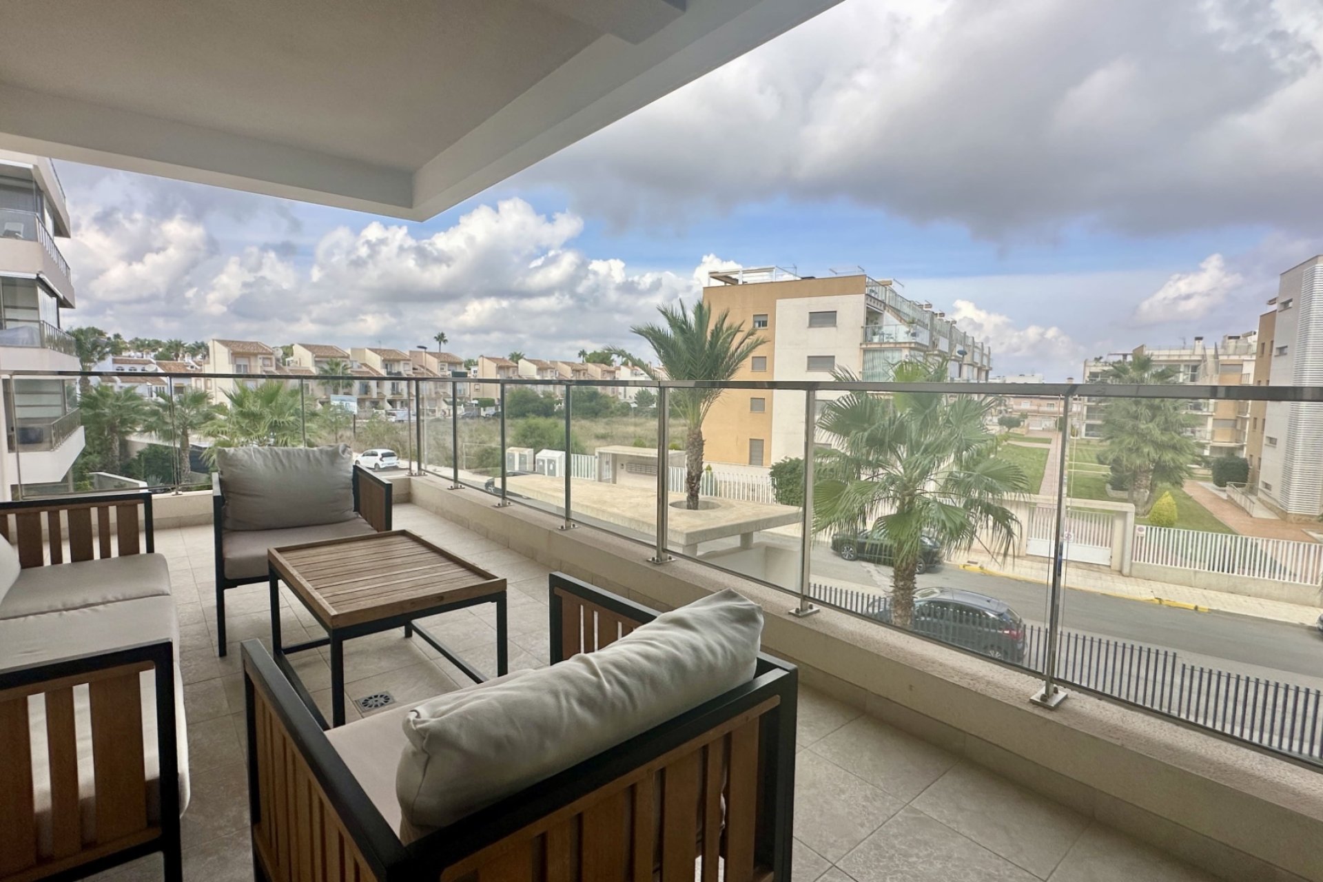 Återförsäljning - Lägenhet -
Orihuela Costa - Villamartin