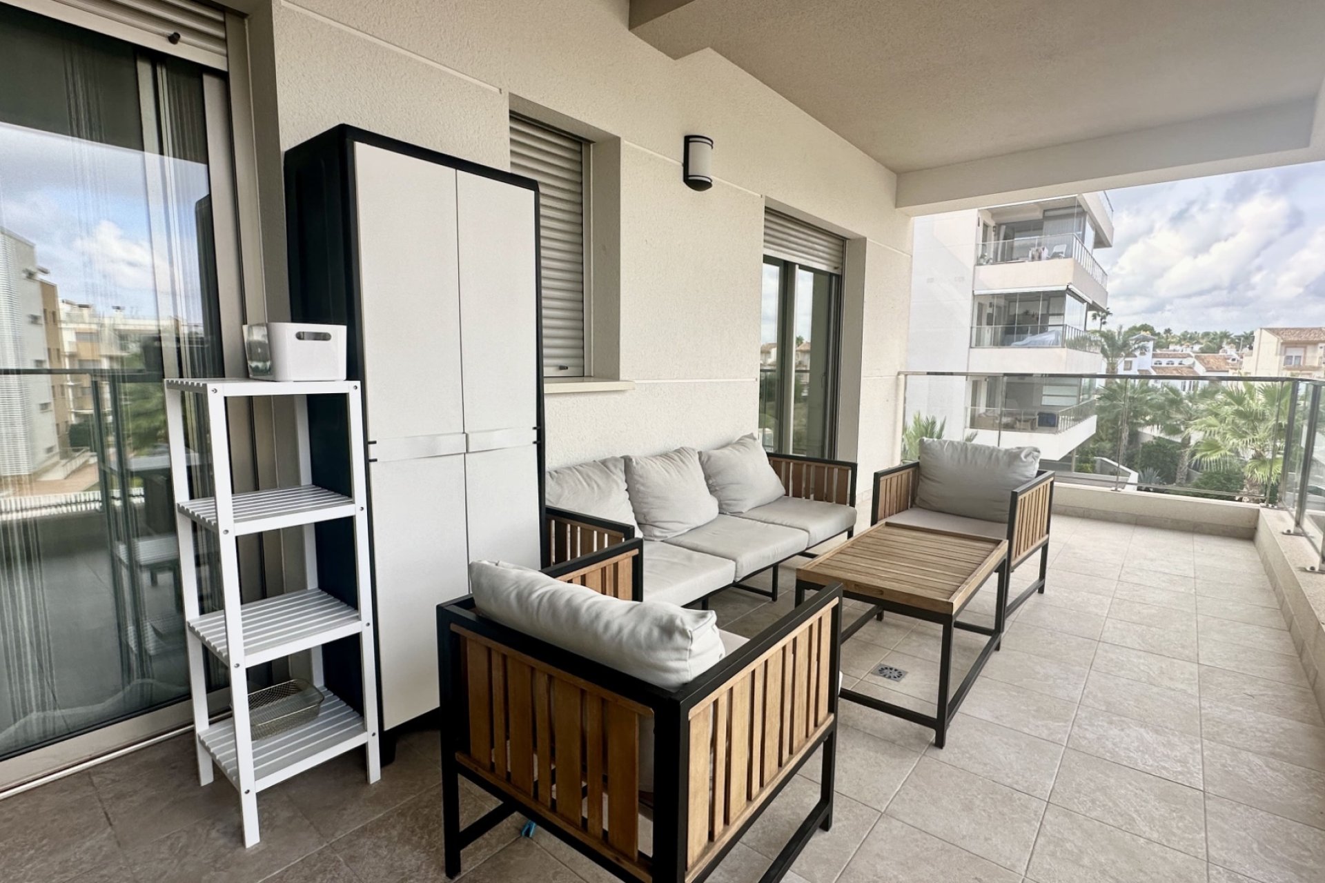 Återförsäljning - Lägenhet -
Orihuela Costa - Villamartin