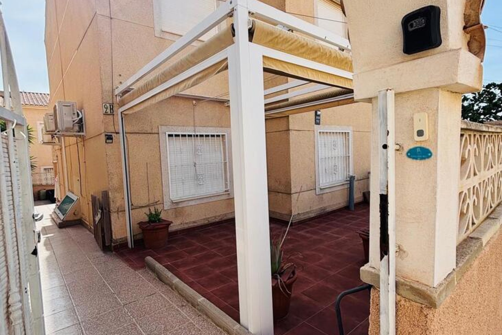 Återförsäljning - Lägenhet -
Orihuela Costa - Villamartin