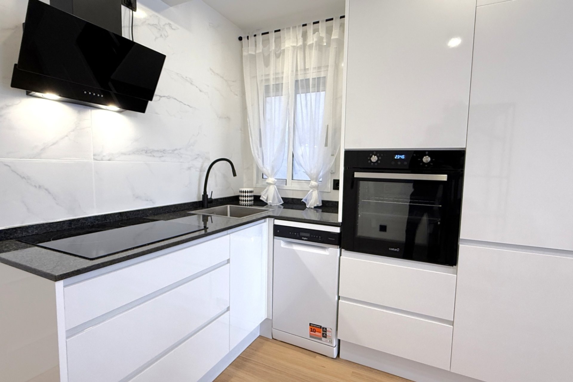 Återförsäljning - Lägenhet -
Torrevieja - Costa Blanca Sur