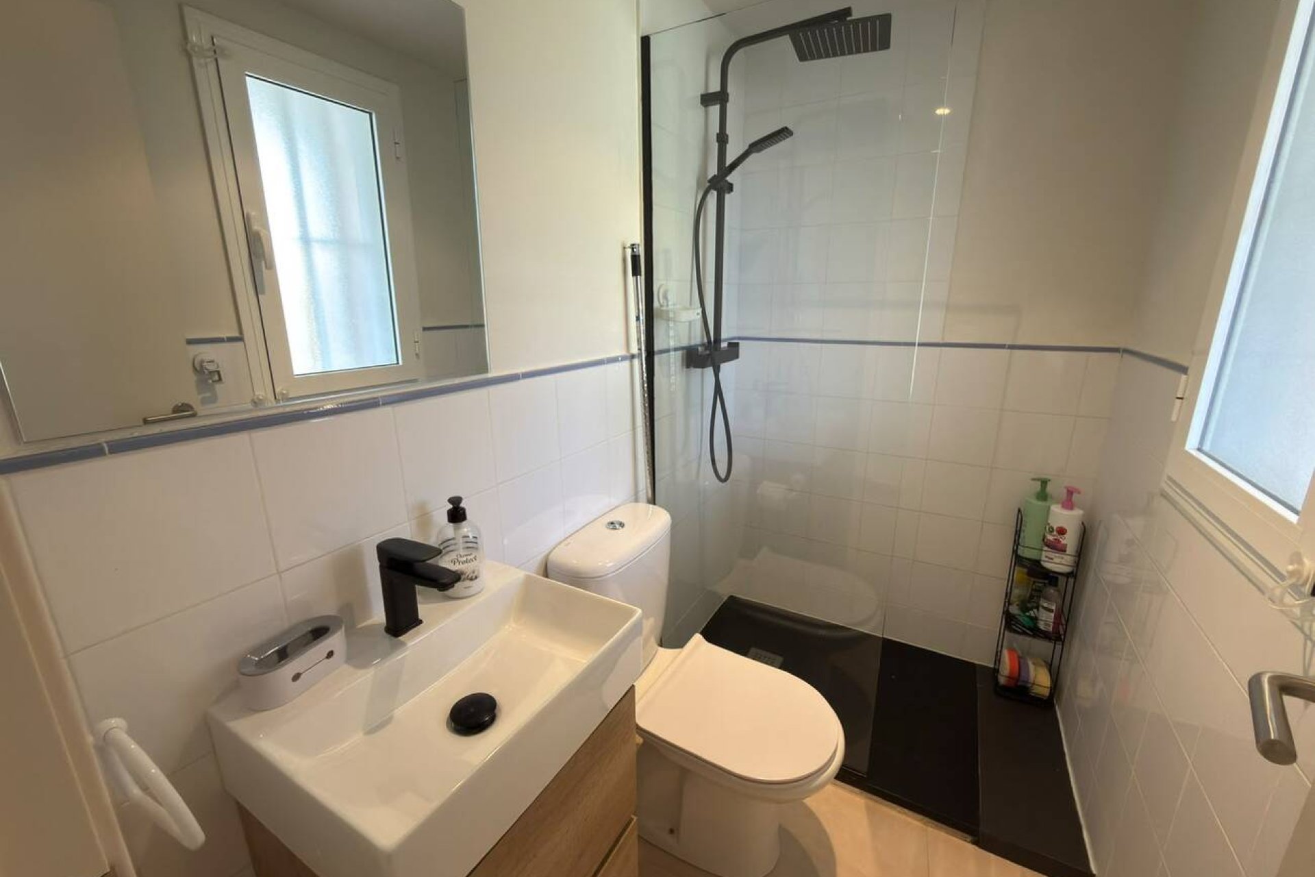 Återförsäljning - Lägenhet -
Villamartín - La Fuente