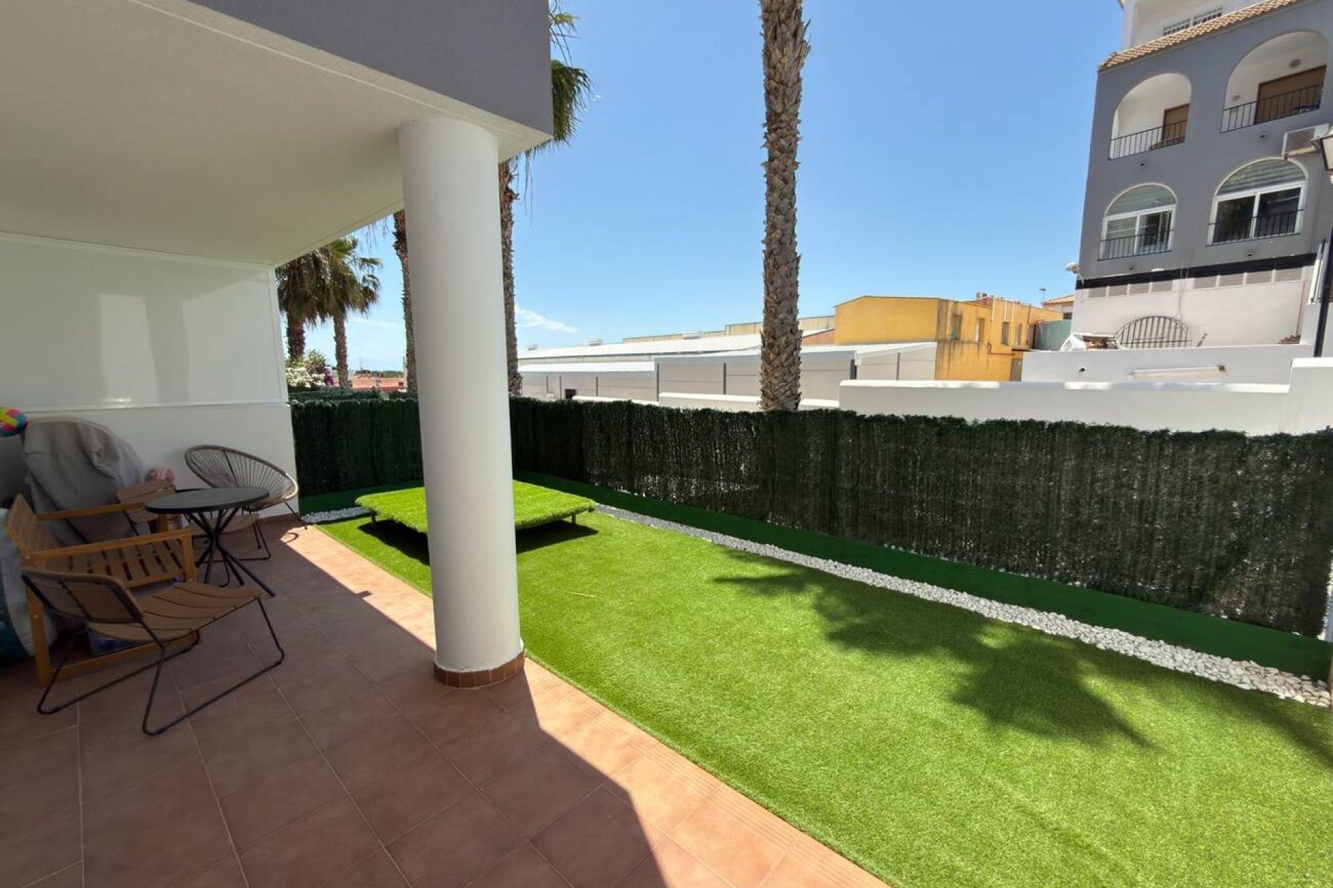 Återförsäljning - Lägenhet -
Villamartín - La Fuente