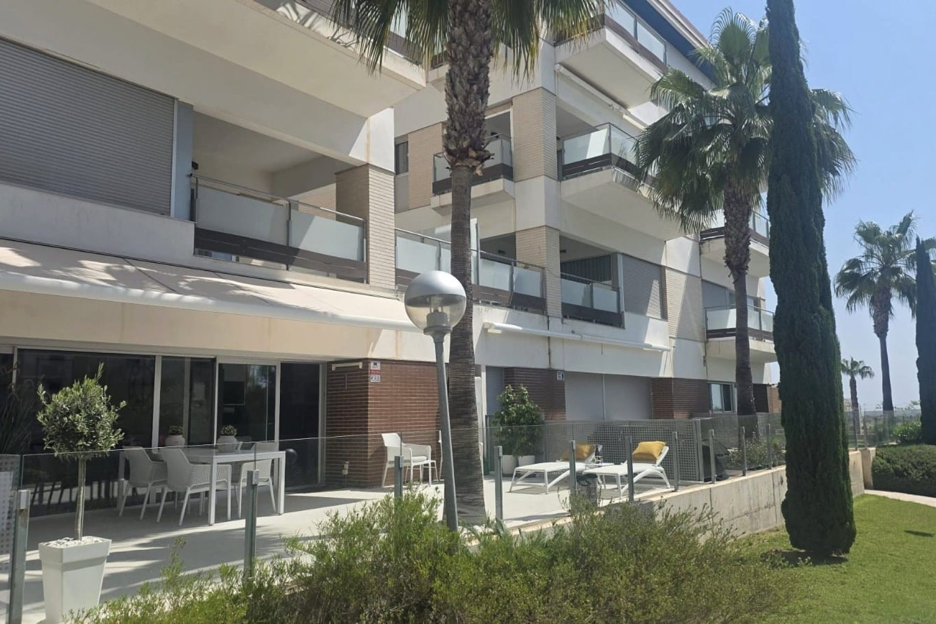 Återförsäljning - Lägenhet -
Villamartín - Los Dolses