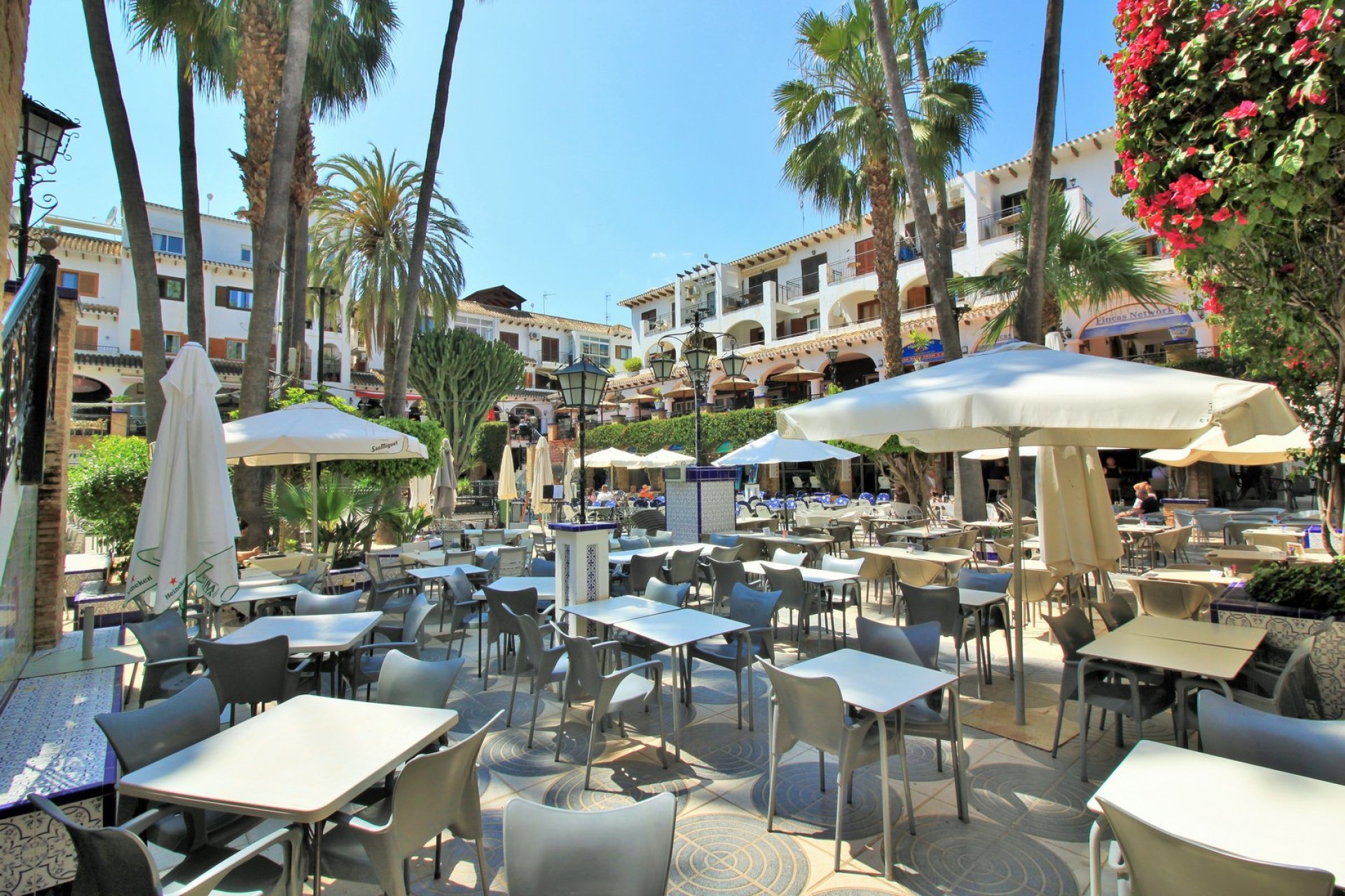 Återförsäljning - Lägenhet -
Villamartín - Villamartin