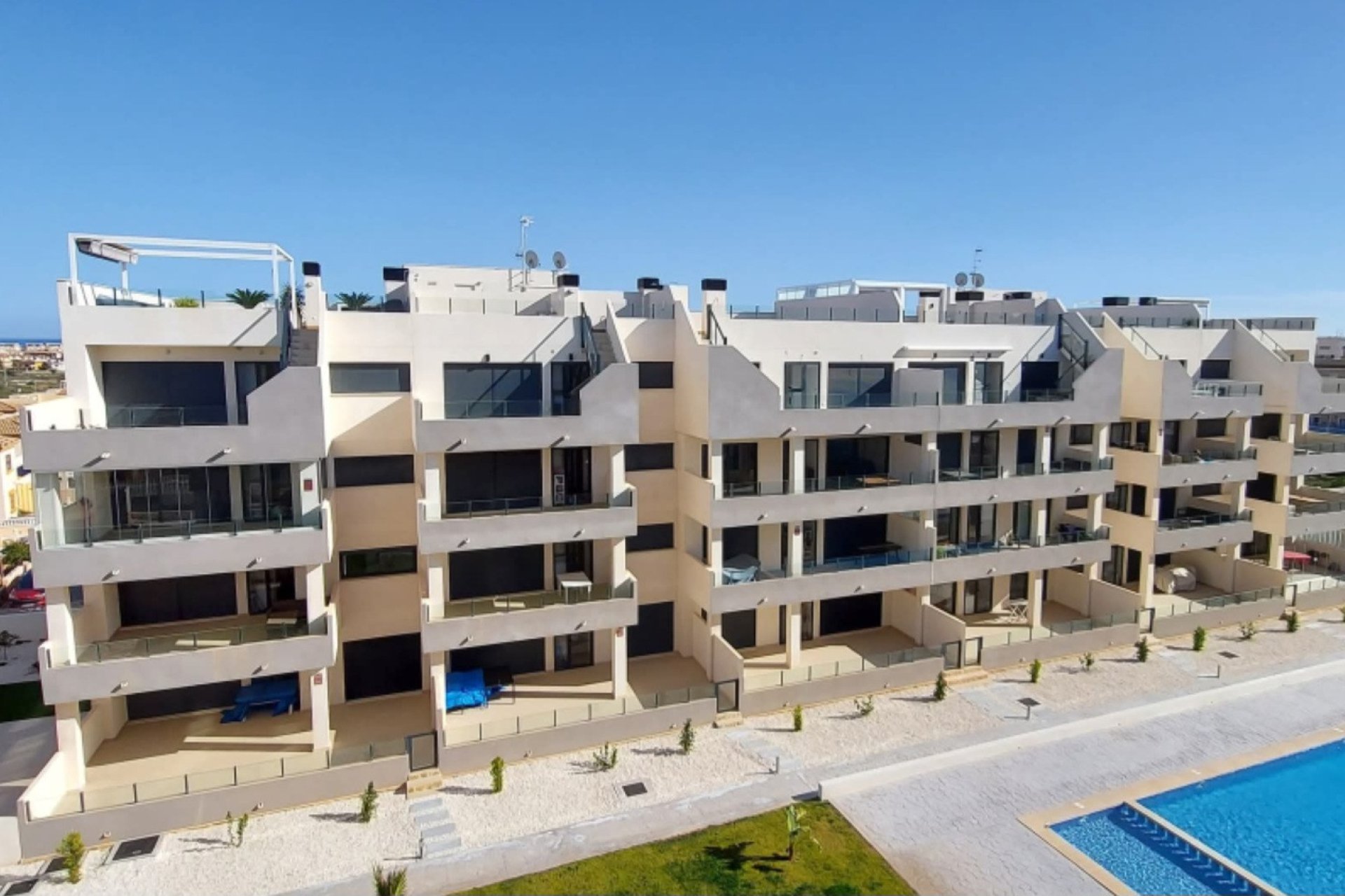 Återförsäljning - Lägenhet -
Villamartín - Villamartin