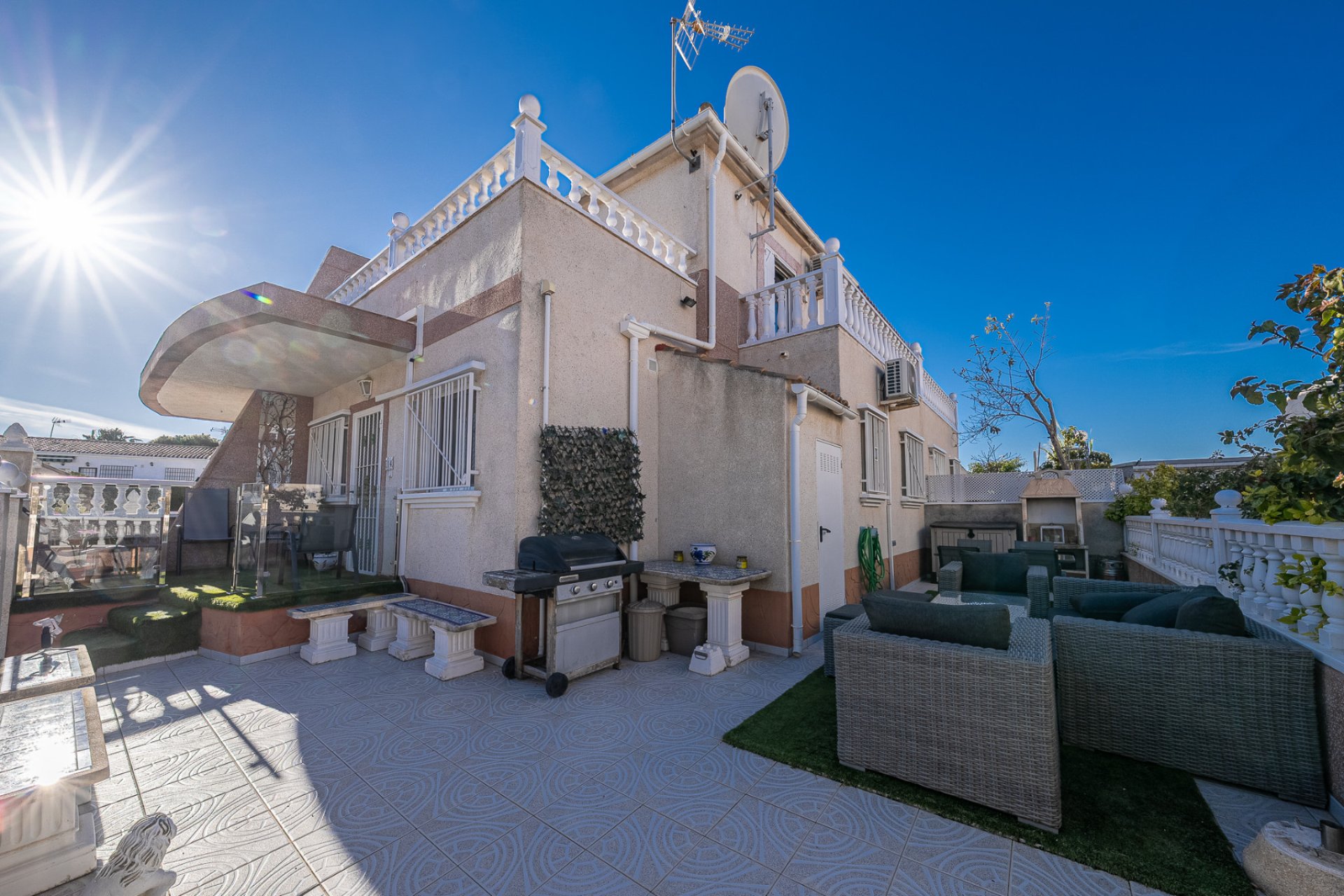 Återförsäljning - Quad House -
Cabo Roig - La Regia