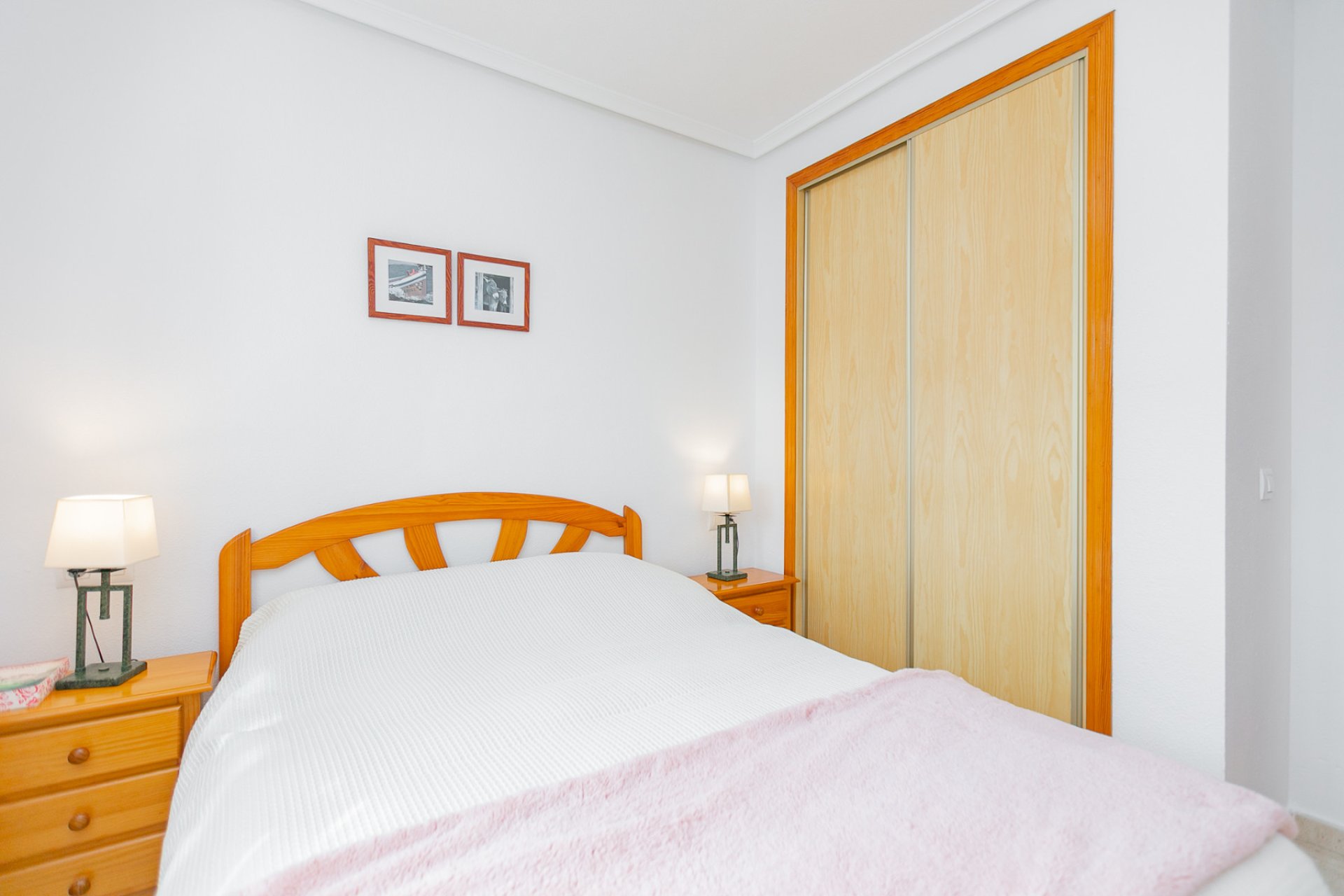 Återförsäljning - Quad House -
Playa Flamenca - Zenia Mar