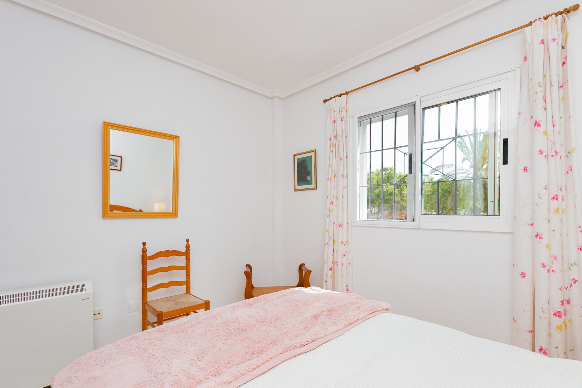 Återförsäljning - Quad House -
Playa Flamenca - Zenia Mar