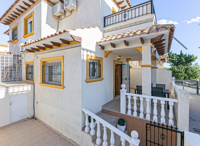 Återförsäljning - Quad House -
Playa Flamenca