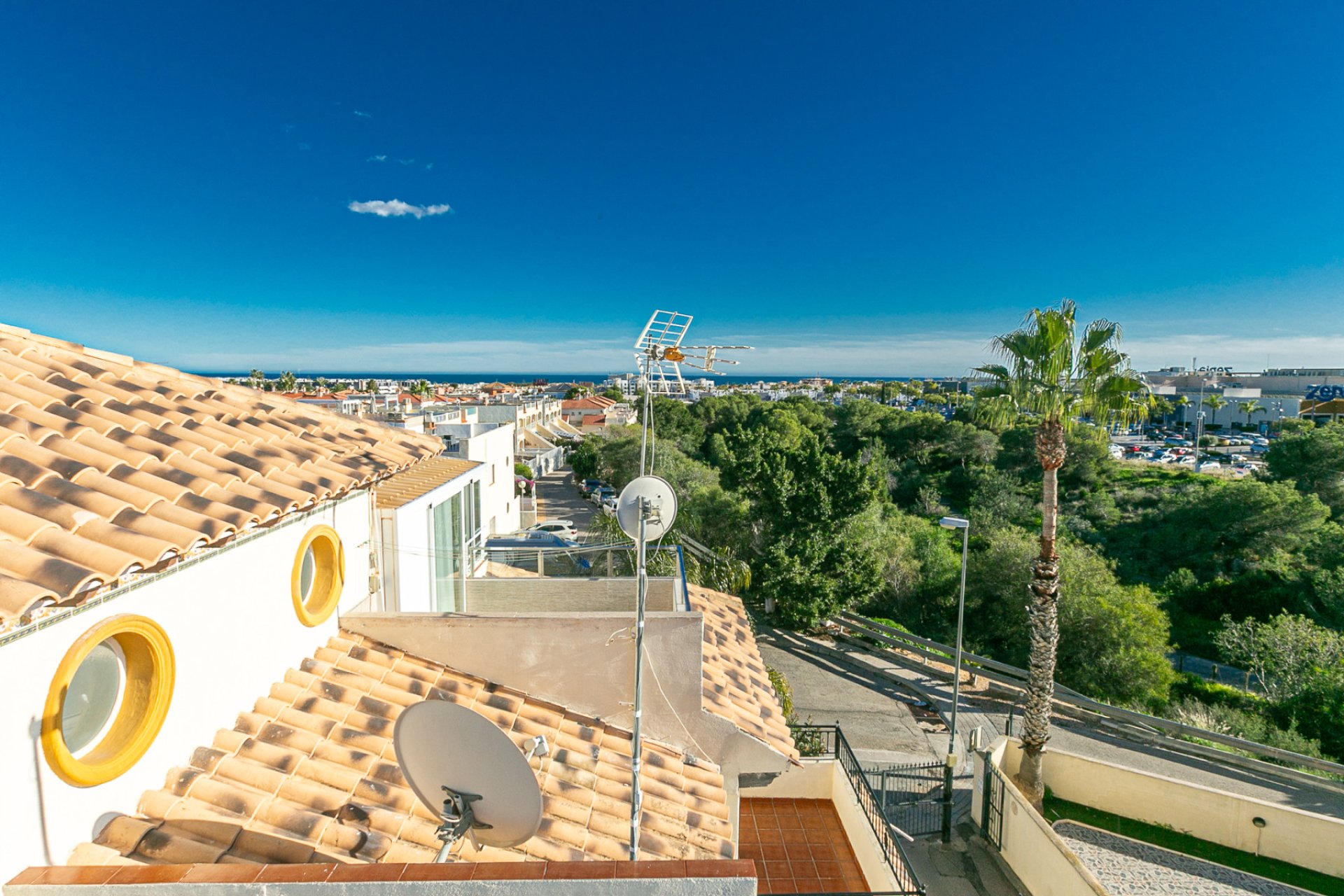 Återförsäljning - Quad House -
Playa Flamenca