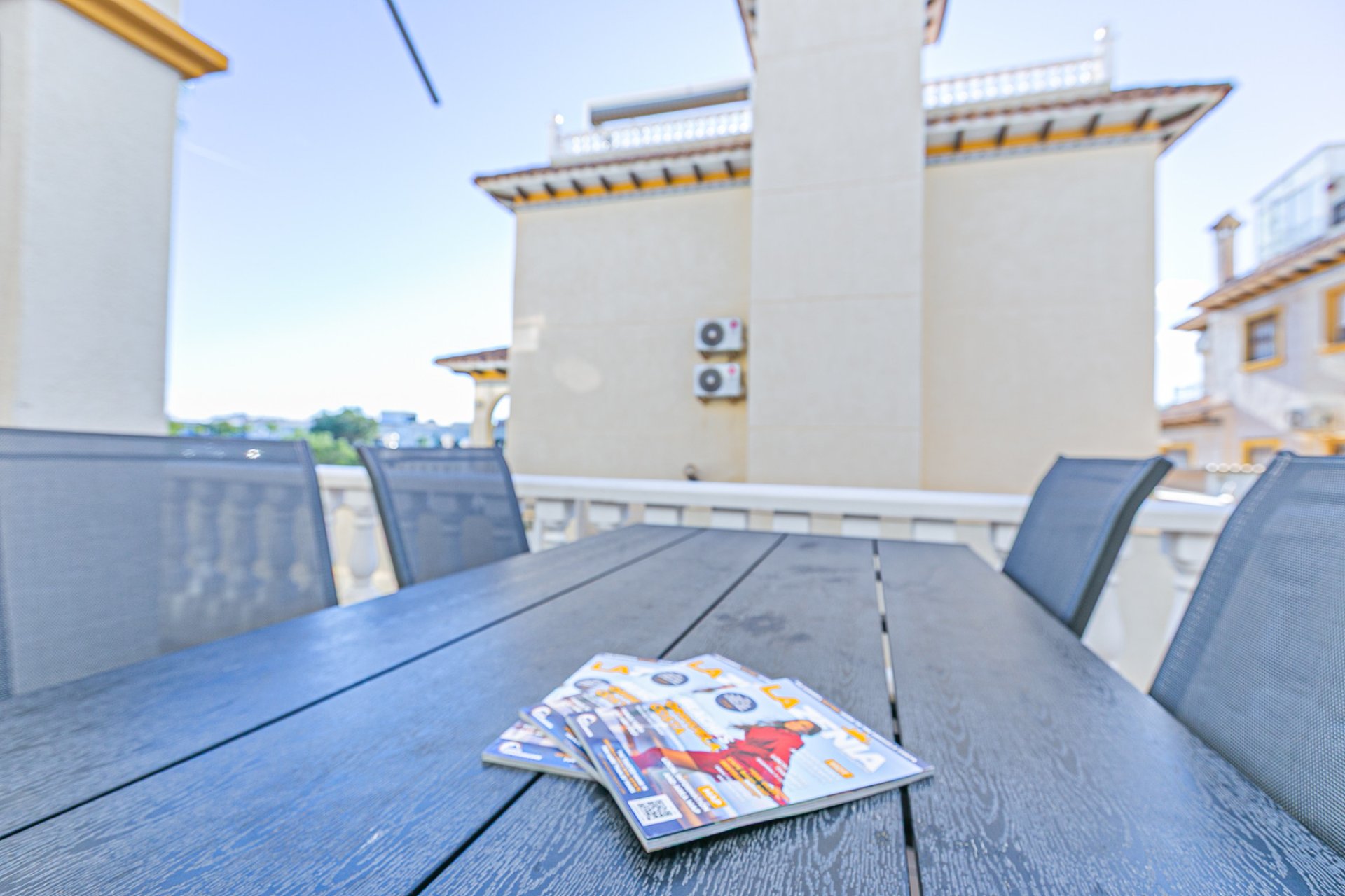 Återförsäljning - Quad House -
Playa Flamenca