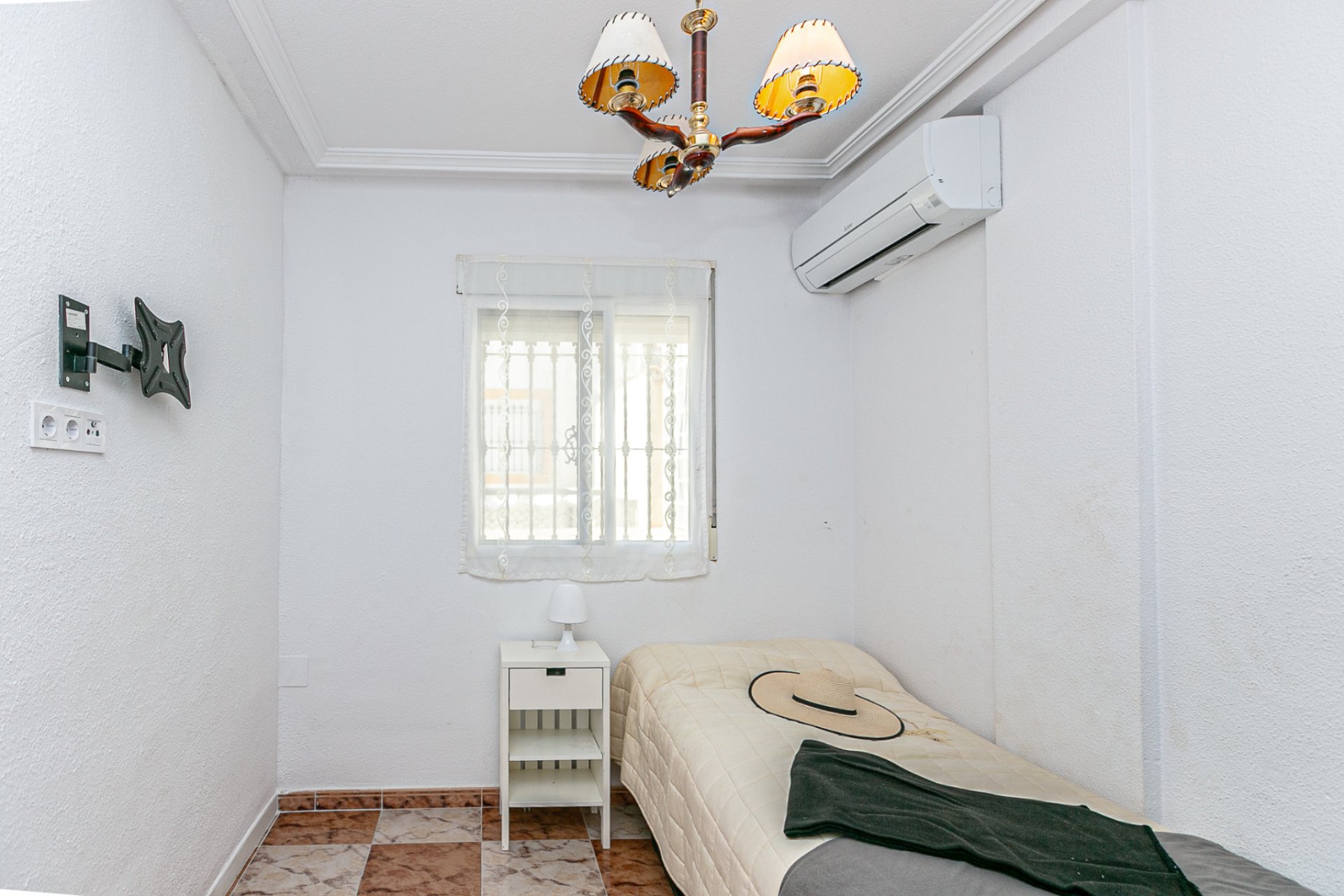 Återförsäljning - Quad House -
Playa Flamenca