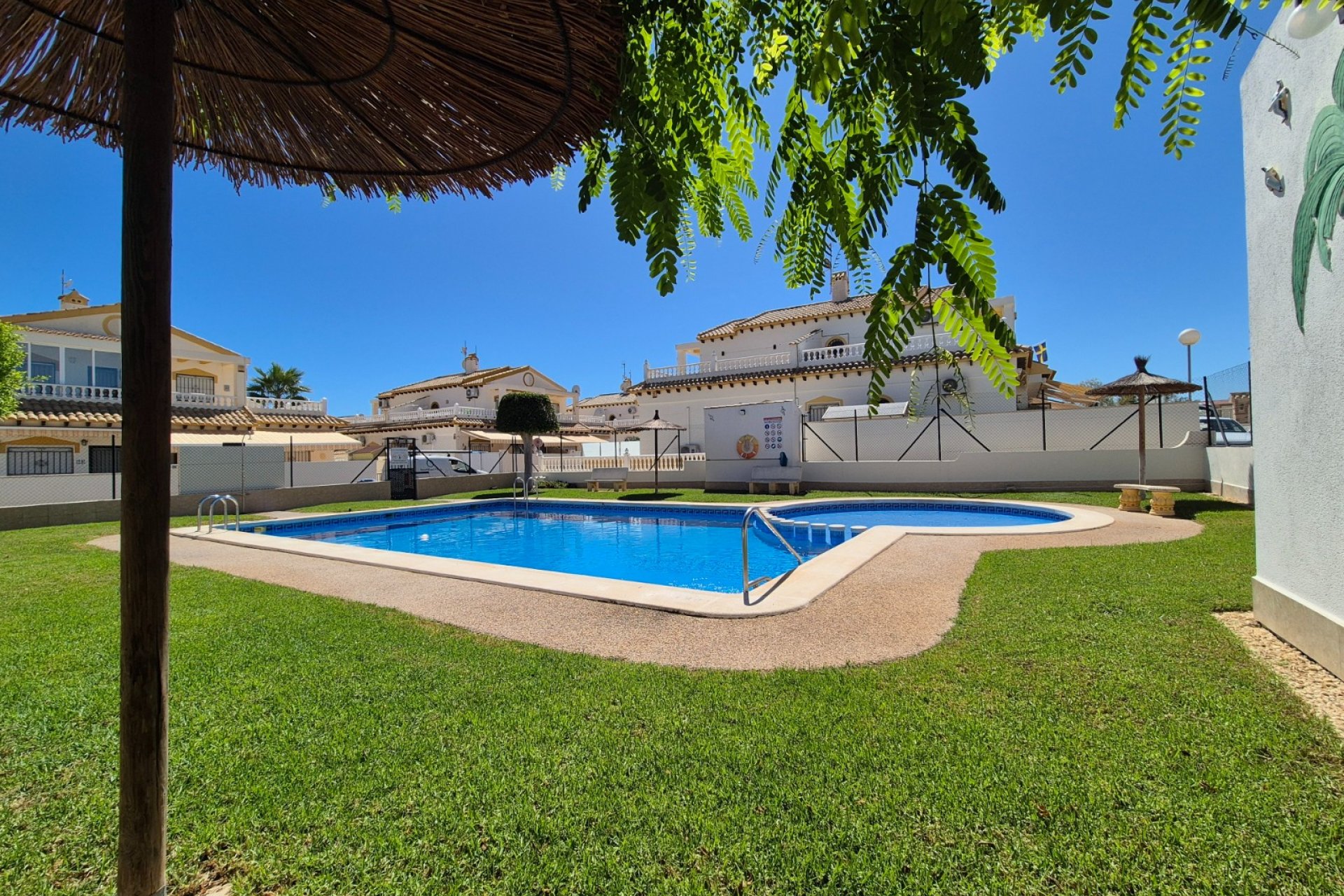 Återförsäljning - Radhus -
Alicante - La Florida