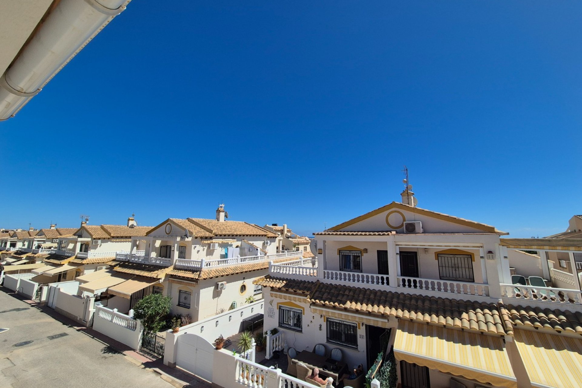 Återförsäljning - Radhus -
Alicante - La Florida