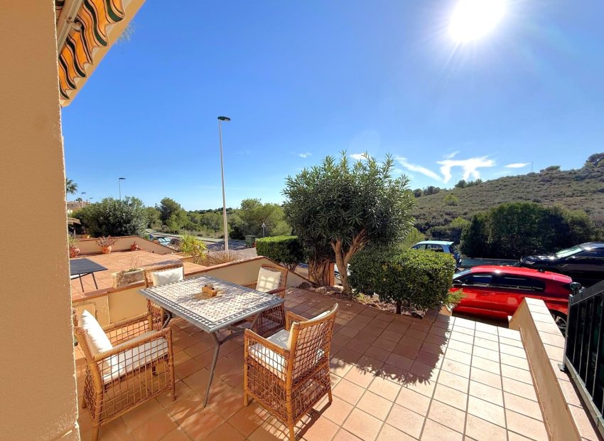 Återförsäljning - Radhus -
Orihuela Costa - Campoamor