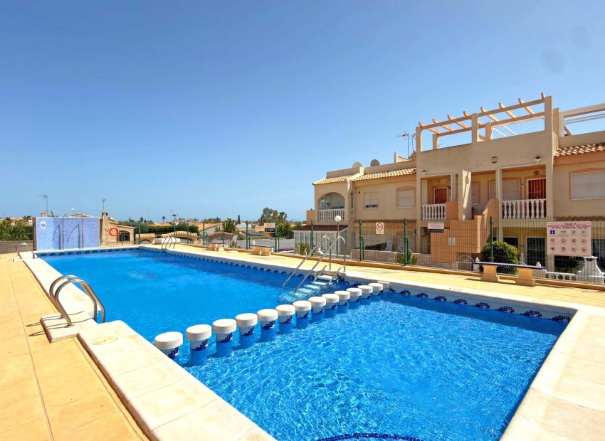 Återförsäljning - Radhus -
Orihuela Costa - La Florida