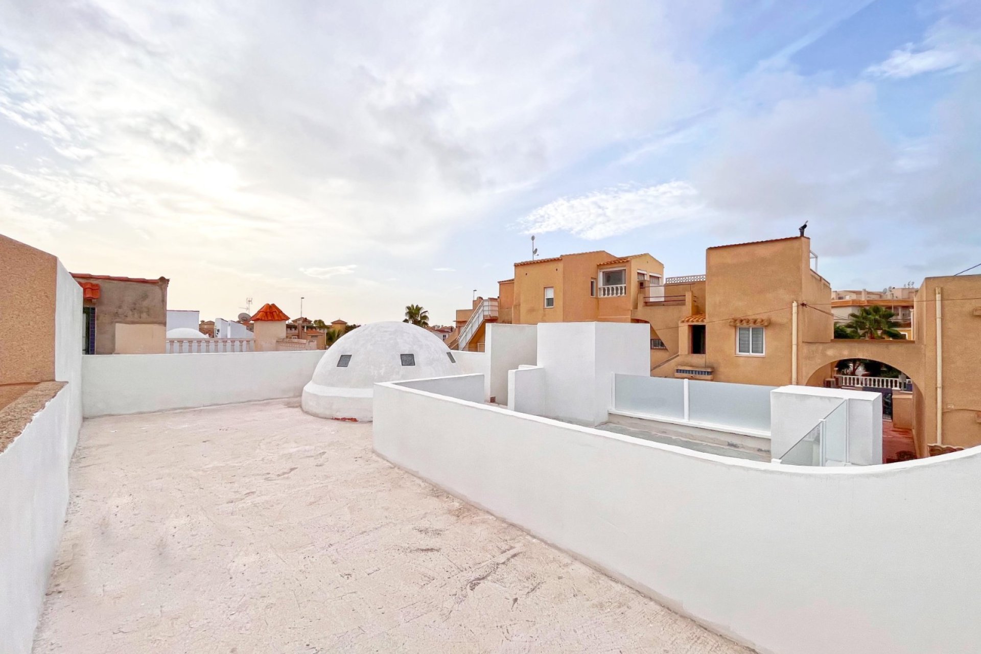 Återförsäljning - Radhus -
Orihuela Costa - Playa Flamenca