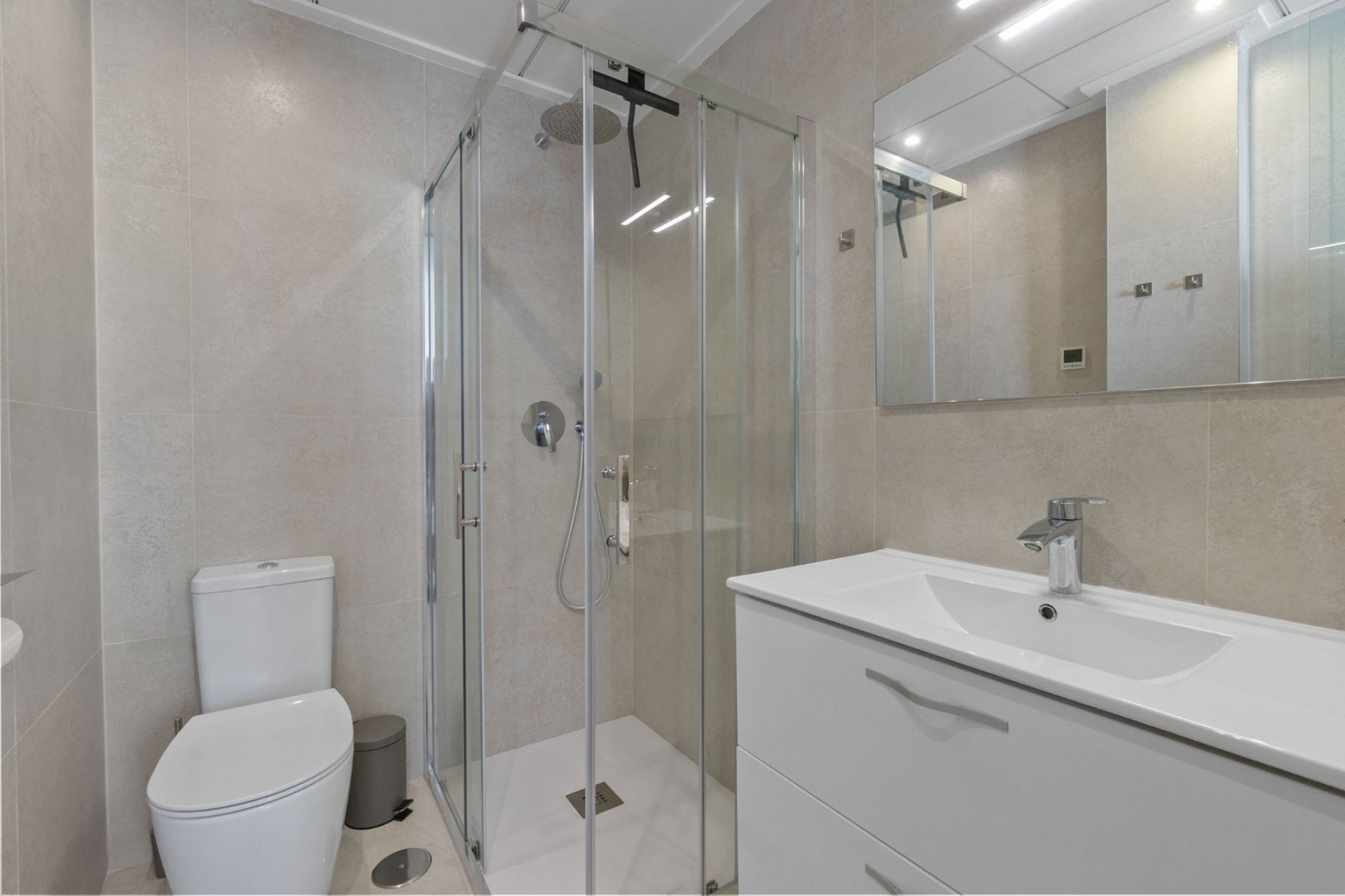 Återförsäljning - Radhus -
Orihuela Costa - Villamartin