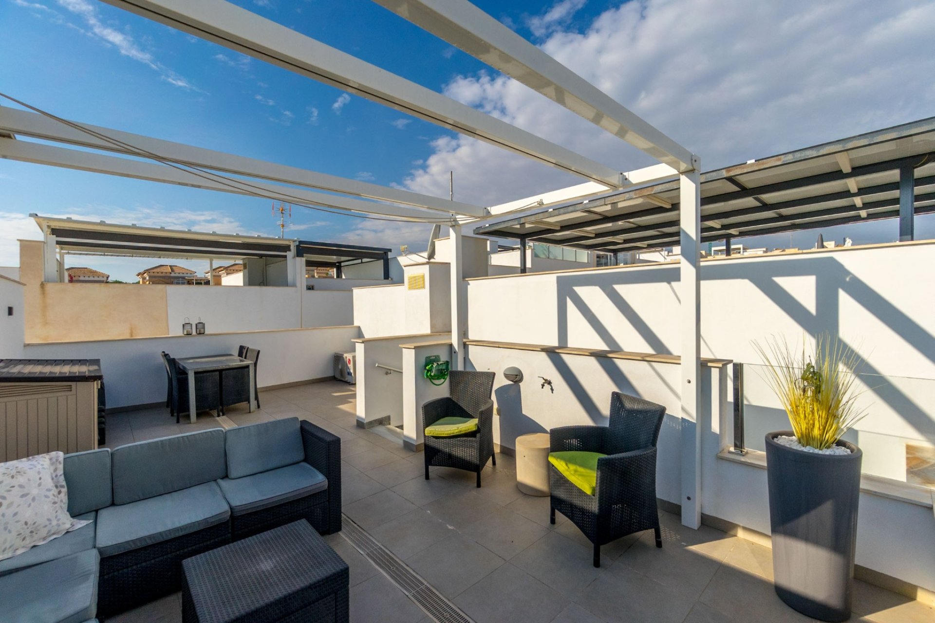 Återförsäljning - Radhus -
Orihuela Costa - Villamartin