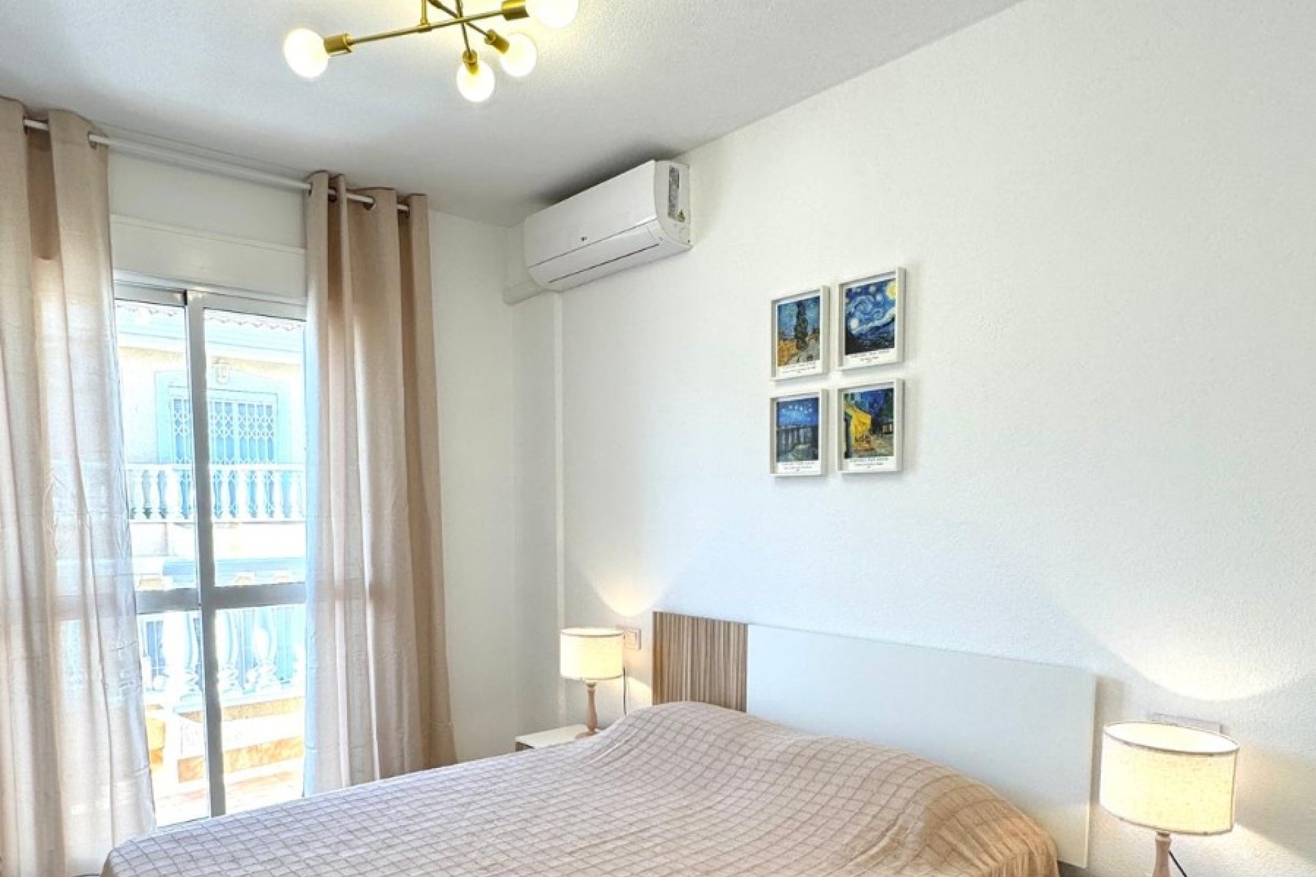 Återförsäljning - Radhus -
Orihuela Costa - Villamartin