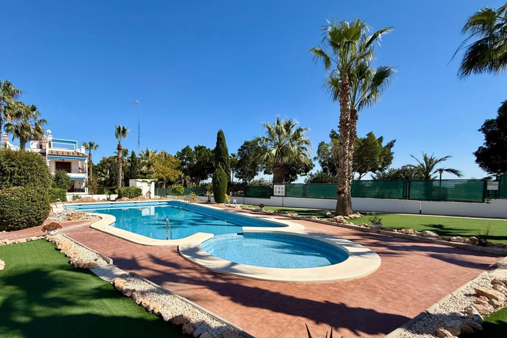 Återförsäljning - Radhus -
Orihuela Costa - Villamartin