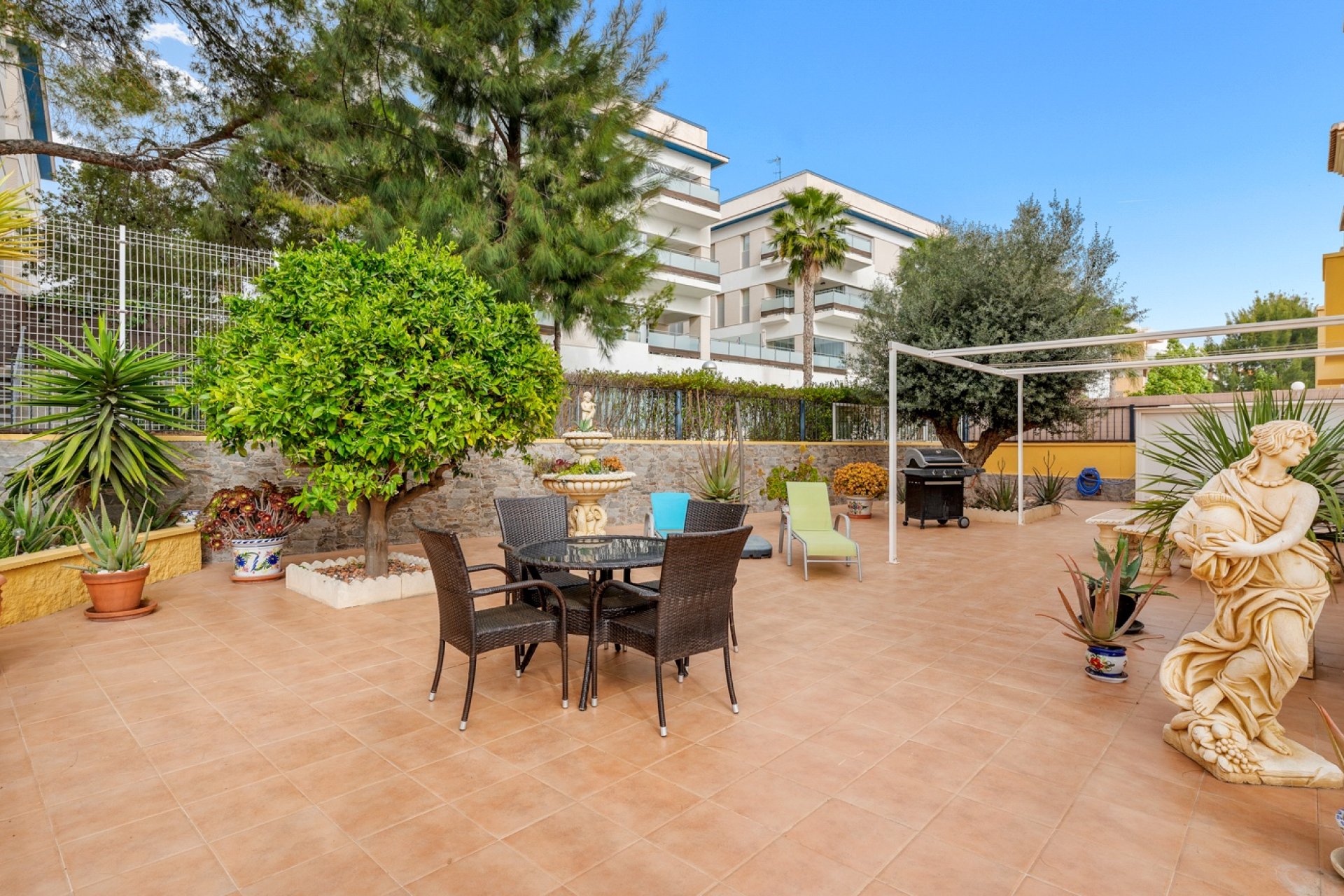 Återförsäljning - Radhus -
Orihuela Costa - Villamartin