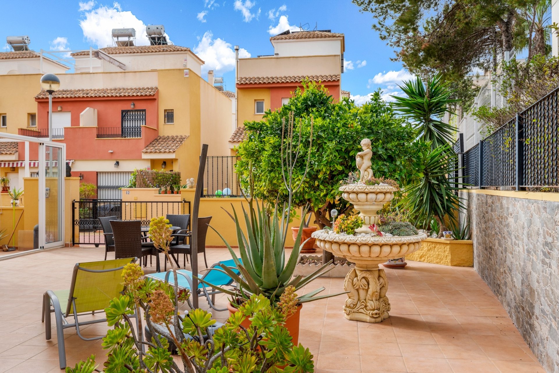 Återförsäljning - Radhus -
Orihuela Costa - Villamartin