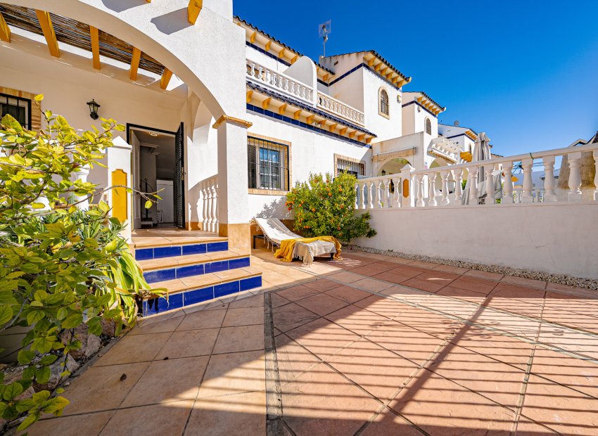 Återförsäljning - Radhus -
Playa Flamenca