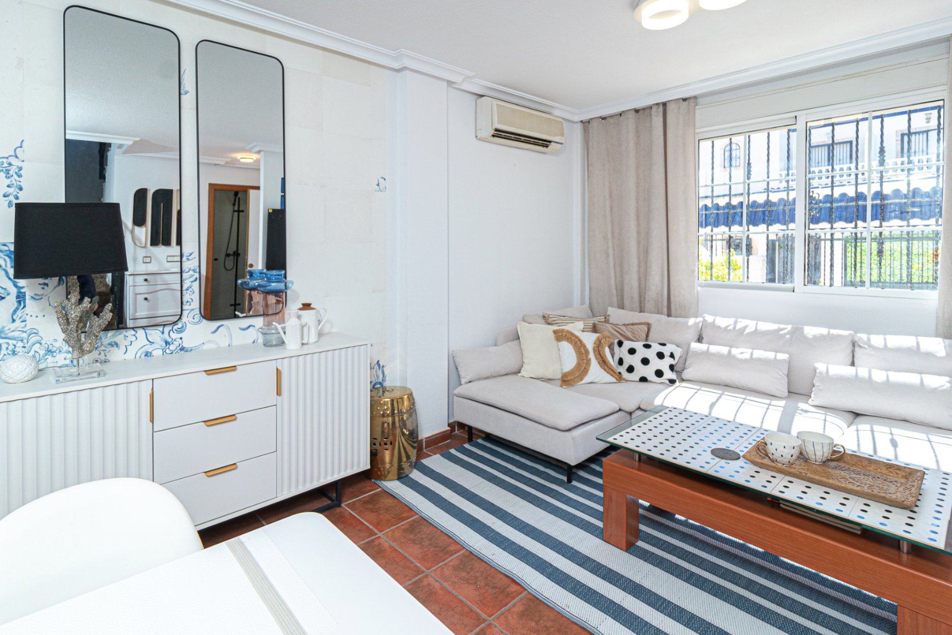 Återförsäljning - Radhus -
Playa Flamenca