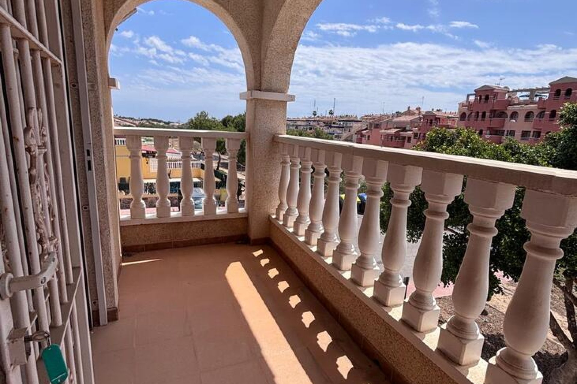 Återförsäljning - Radhus -
Villamartín - Costa Blanca