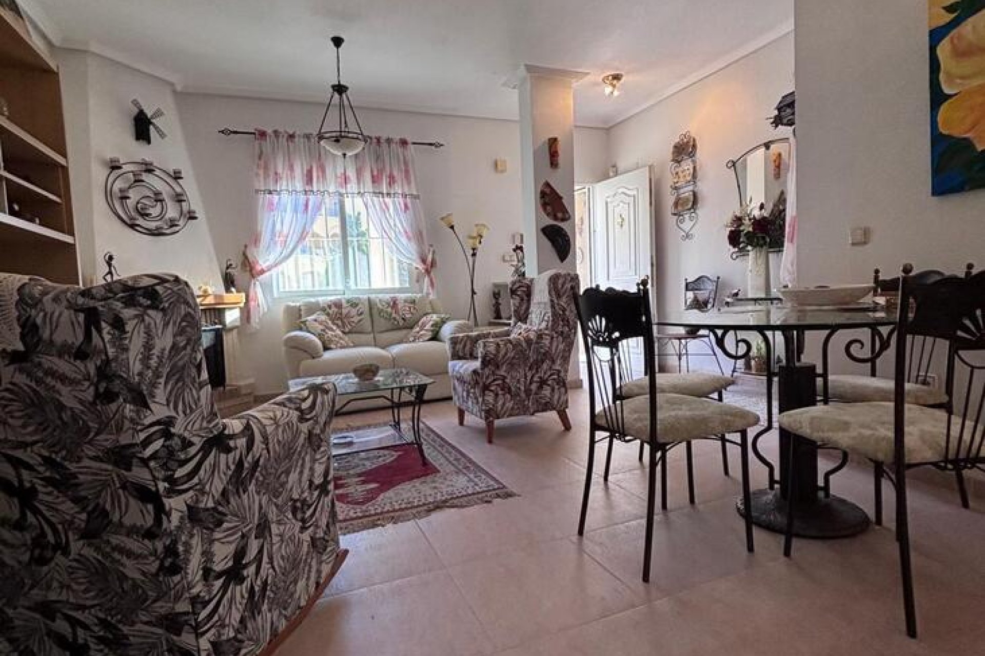 Återförsäljning - Radhus -
Villamartín - Orihuela Costa