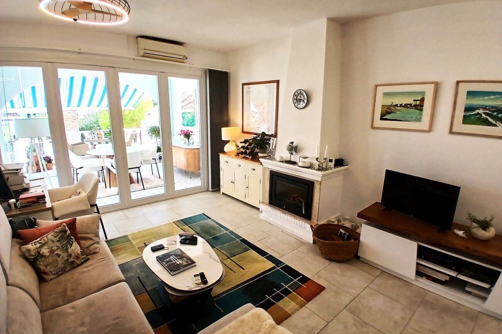 Återförsäljning - Radhus -
Villamartín - Orihuela Costa