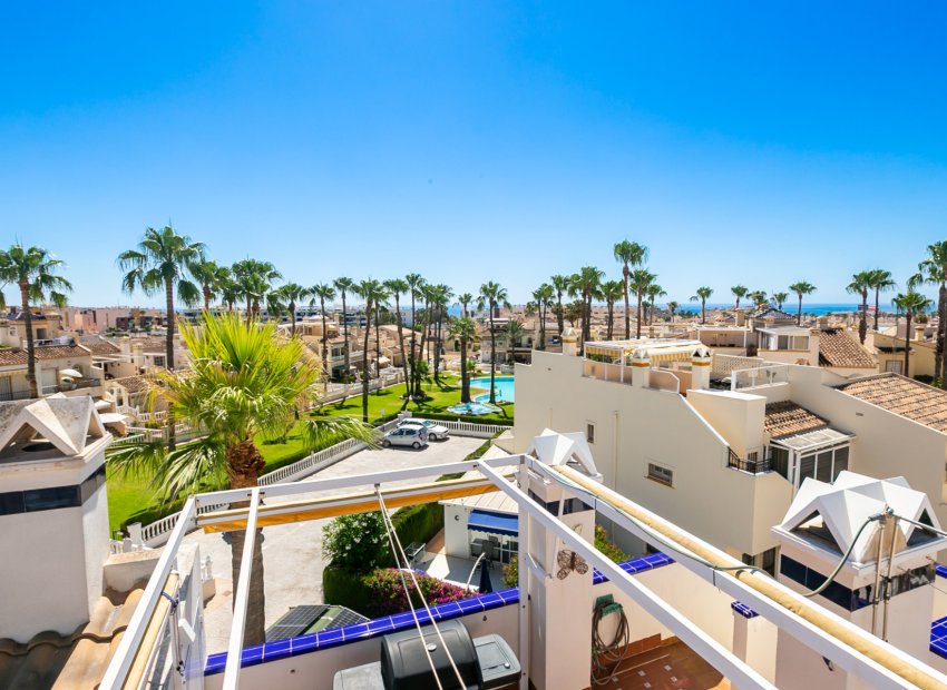 Återförsäljning - Takvåning -
Playa Flamenca
