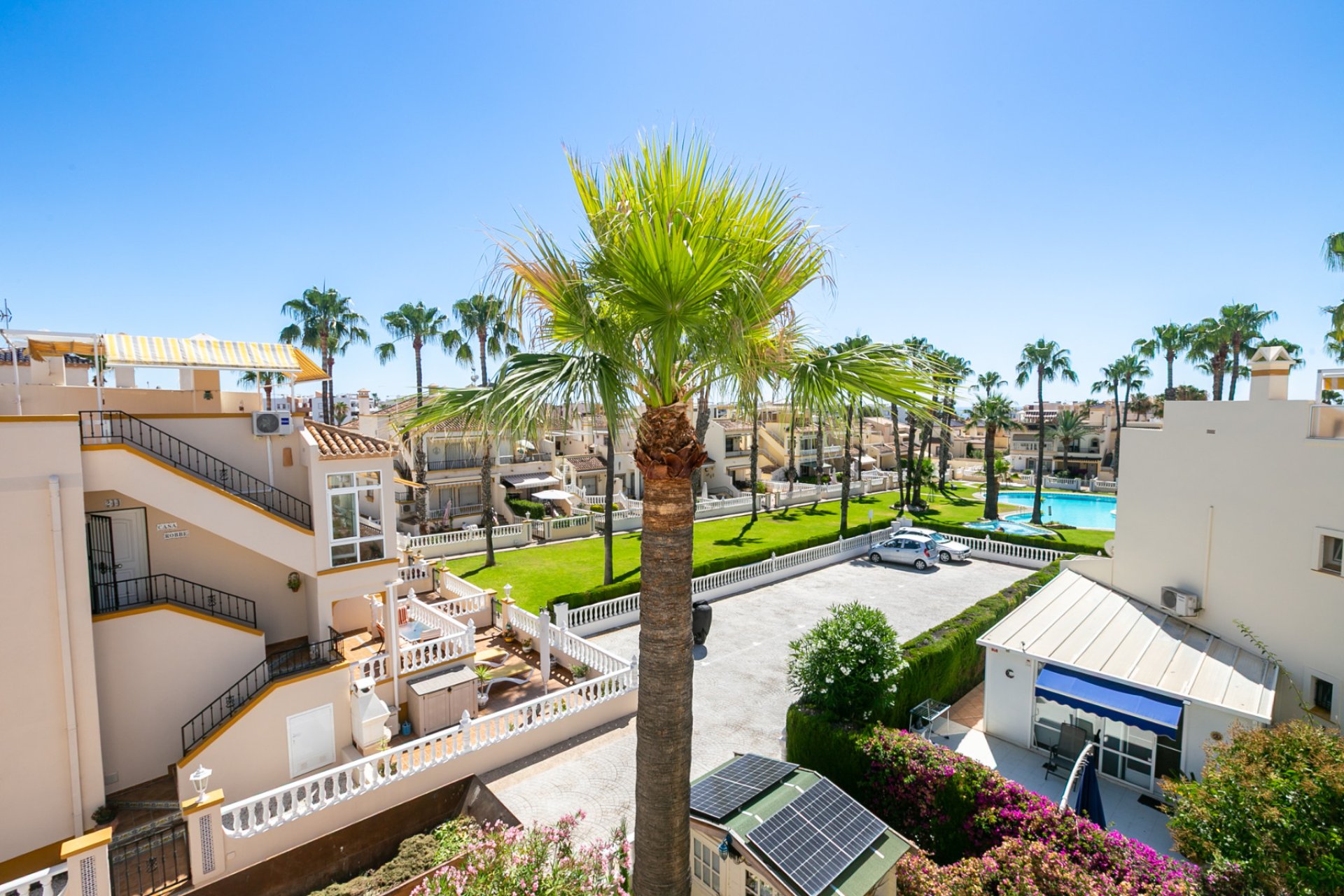 Återförsäljning - Takvåning -
Playa Flamenca