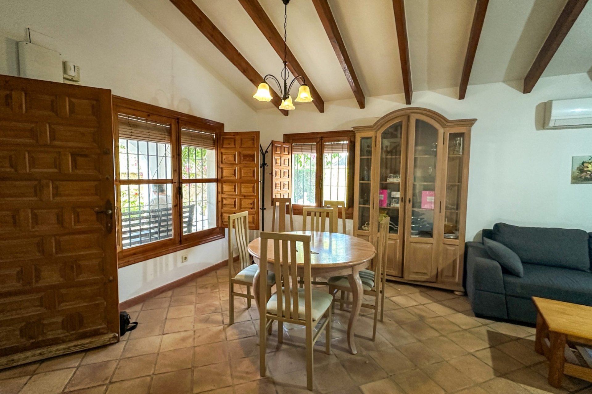Återförsäljning - Villa -
Cabo Roig